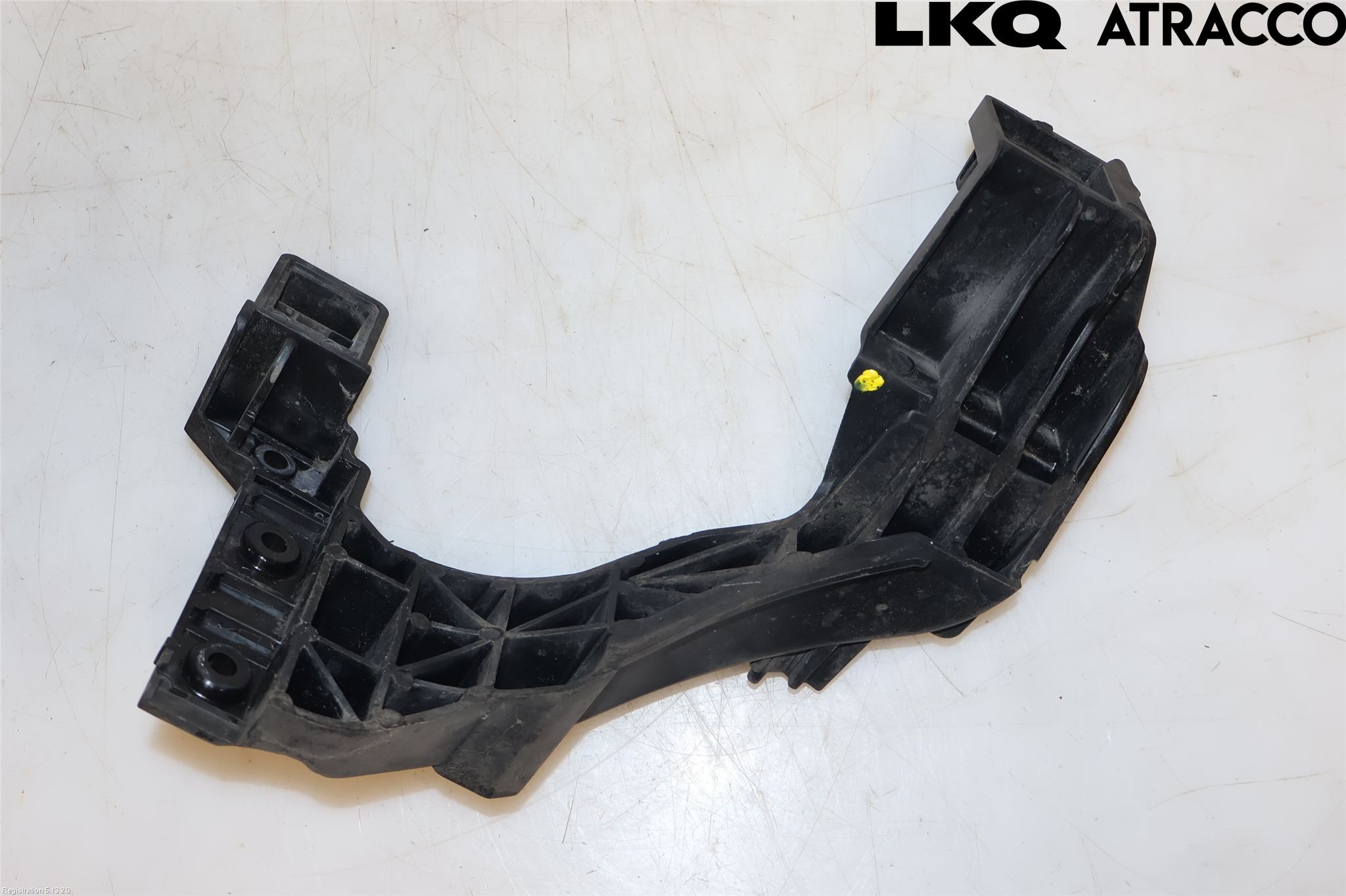 Kia CEED 12-18 Strålkast Fästsarg