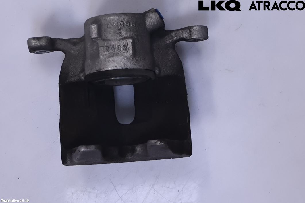 BMW 1 F40 19- Bromsok Fram Höger