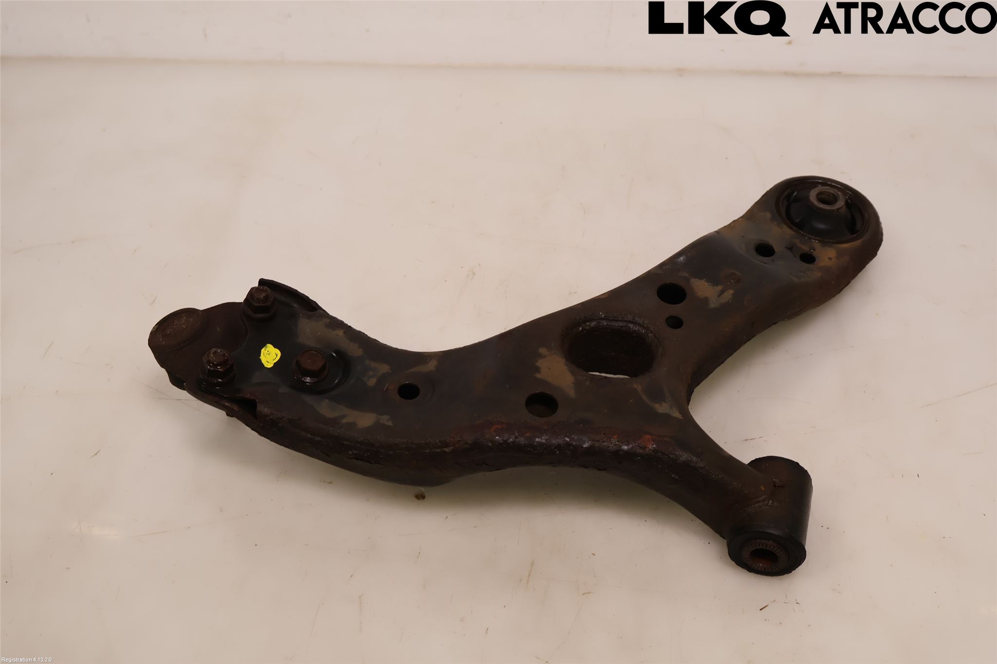 Toyota AURIS 13-19 Bärarm Fram Undre Vä