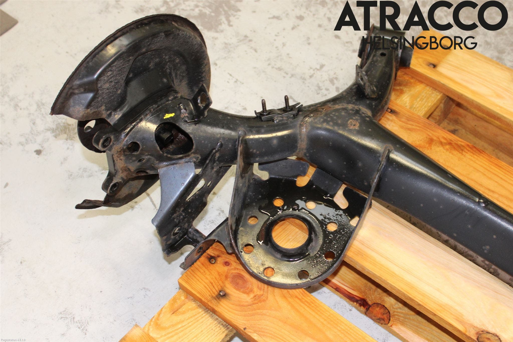 Toyota YARIS XP130 15-20 Bakaxel