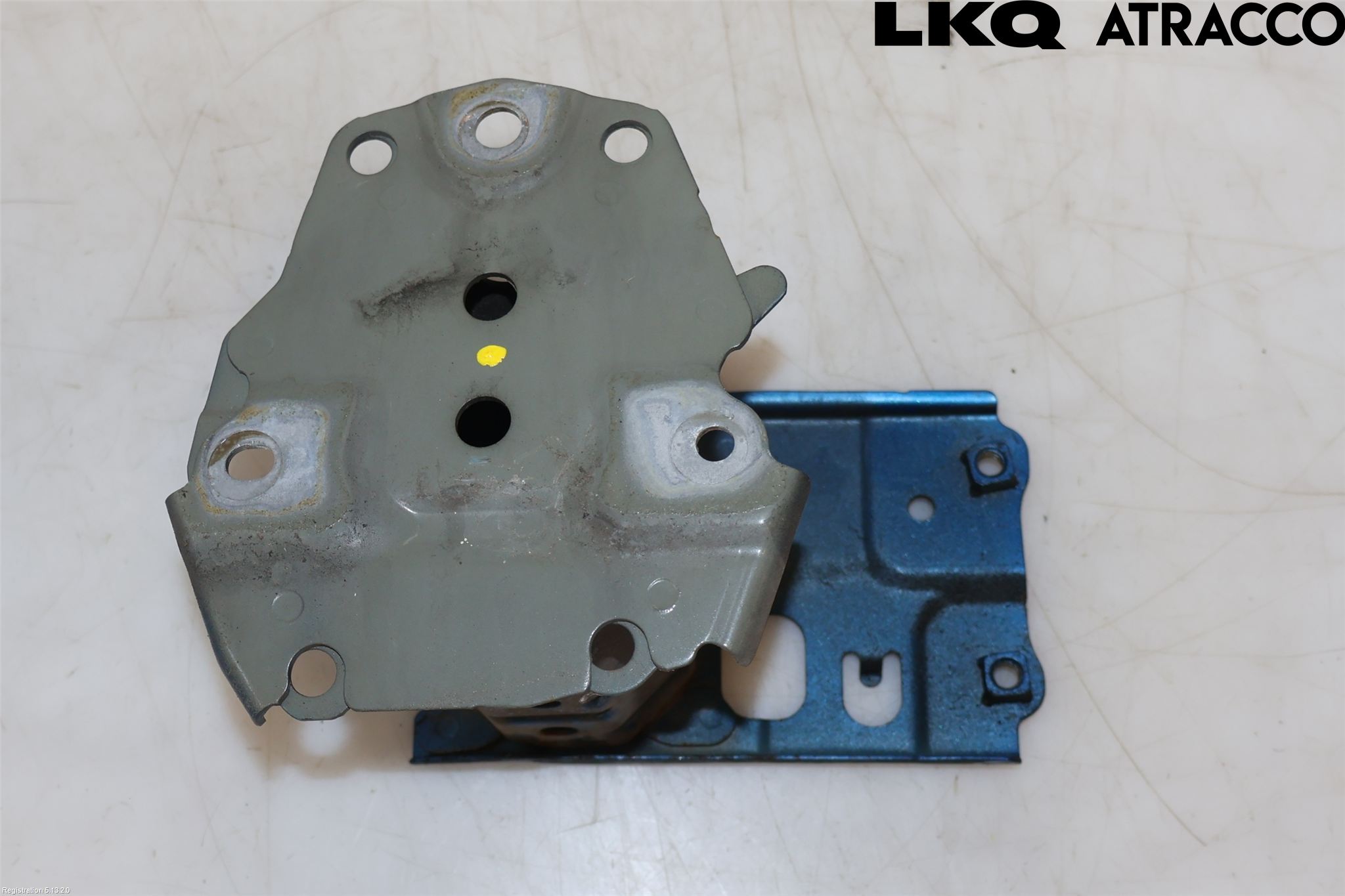 Toyota AURIS 13-19 Stötfångarbärjärn Bak