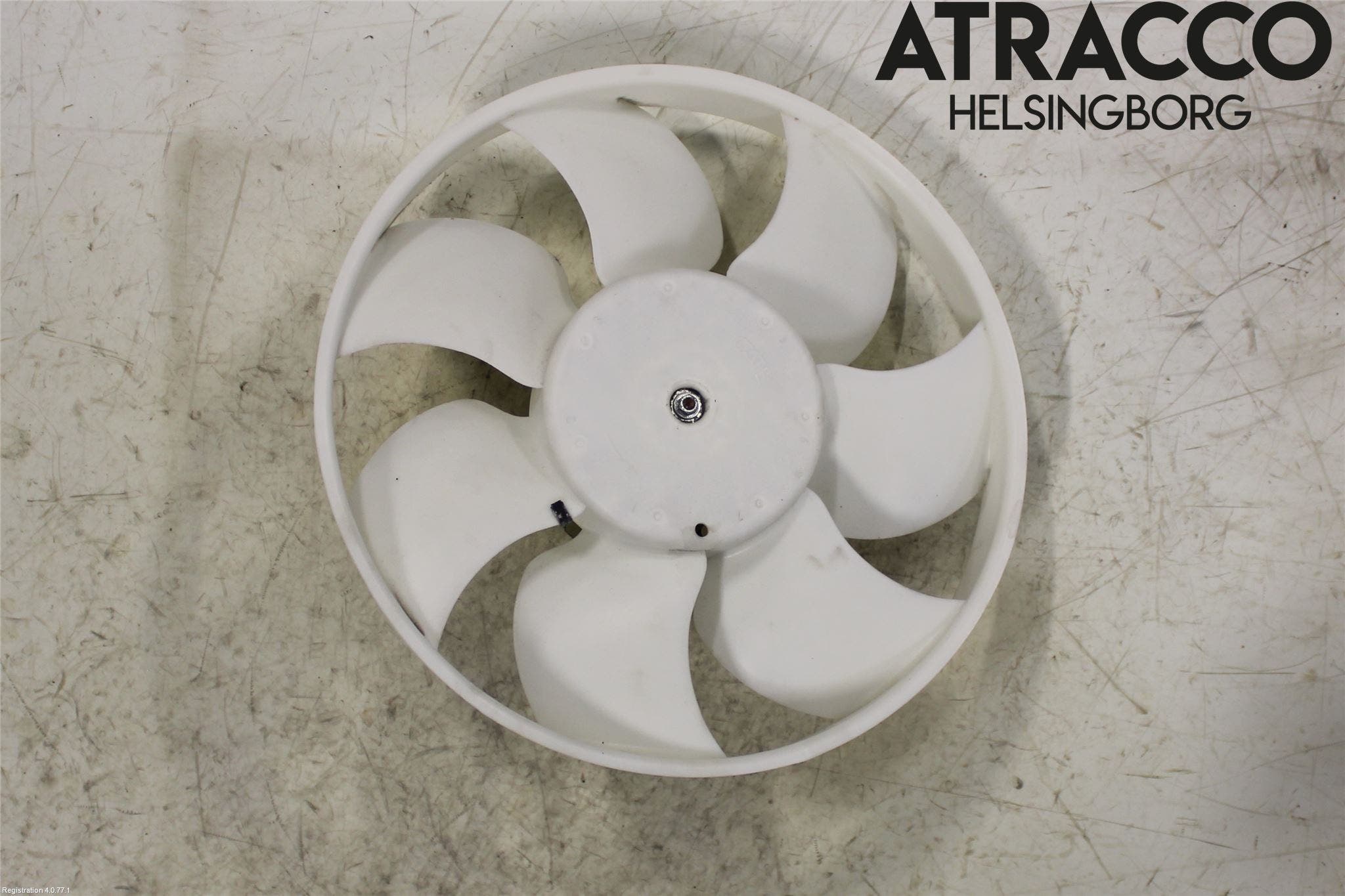 Toyota AYGO 15-21 Kylfläkt El