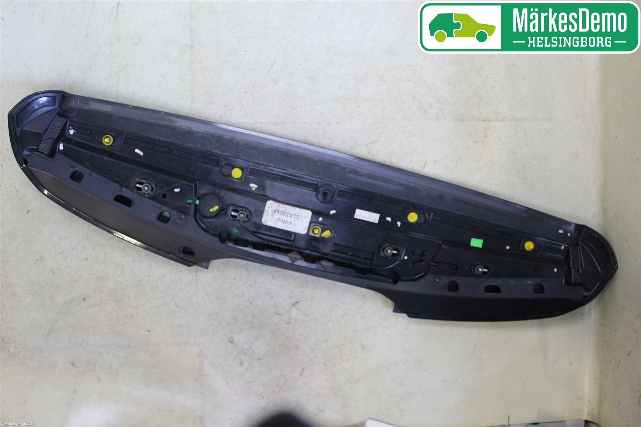 Volvo V60 14-18 Spoiler Baklucka