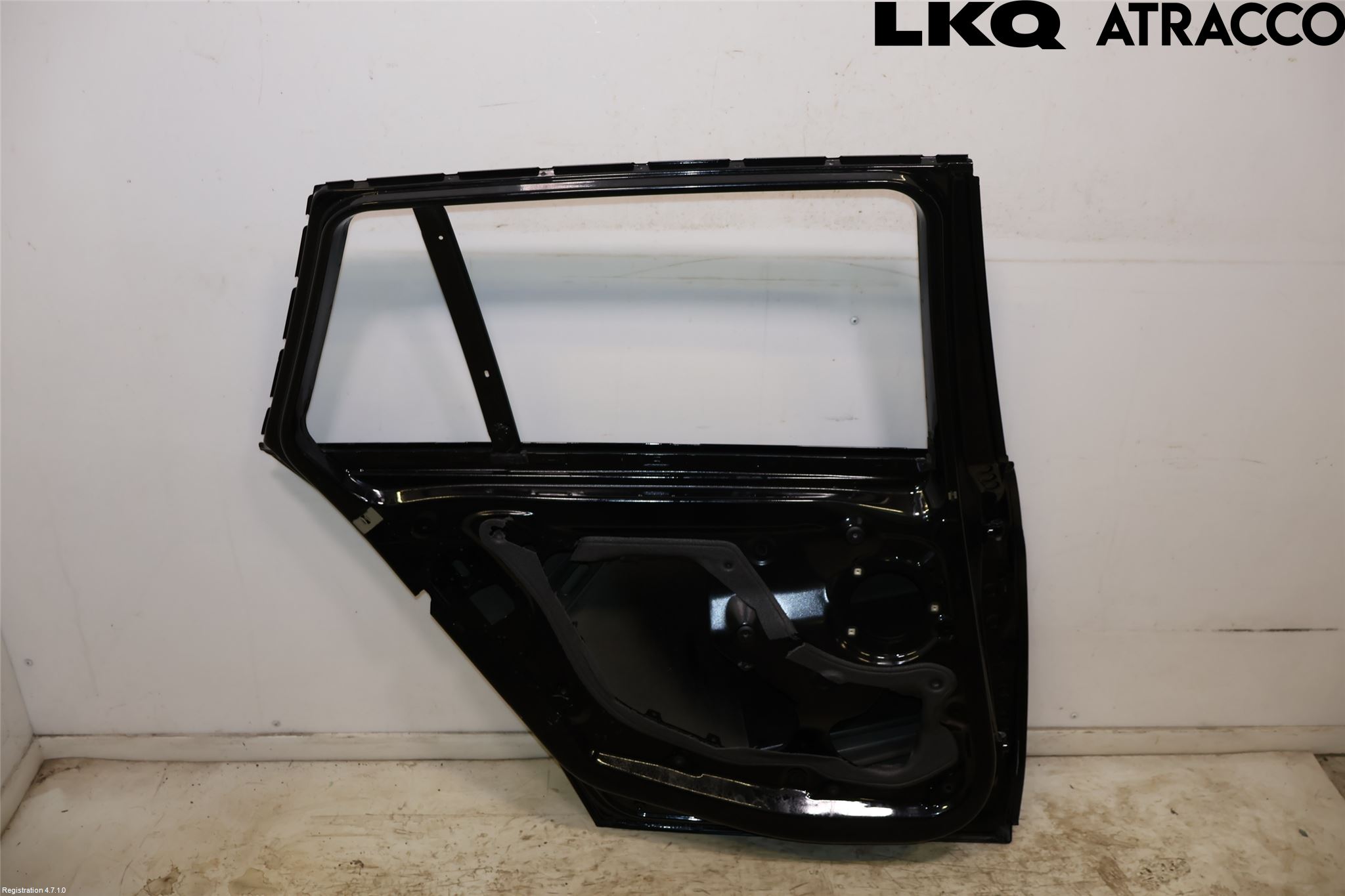 BMW 3 F30/F31/F80 12-19 Dörr Bak Vänster