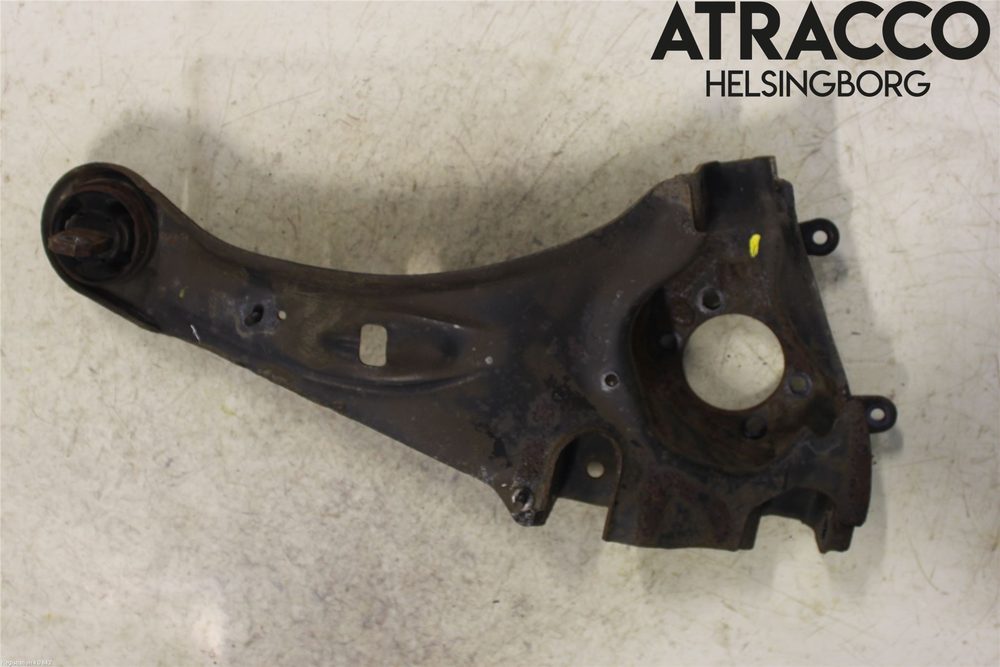 Mitsubishi OUTLANDER 13-21 Bärarm Bak Höger