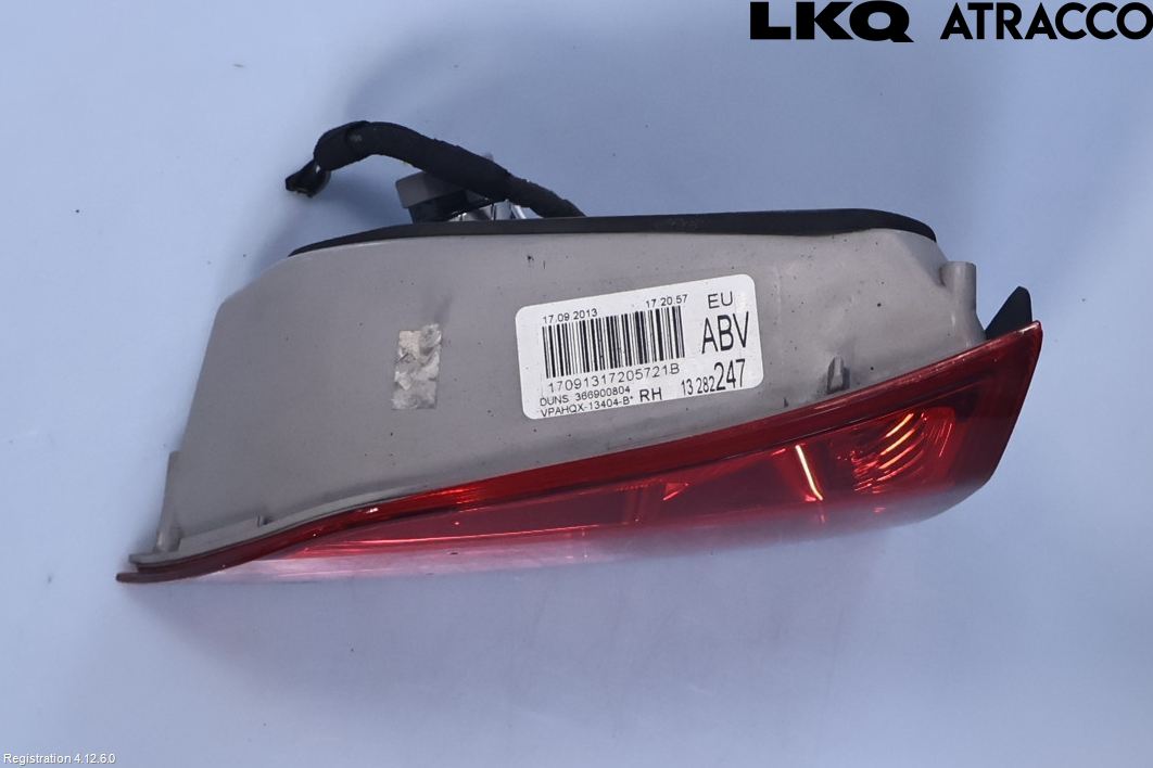 Opel ASTRA J 10-15 Bakljus Lucka Hö