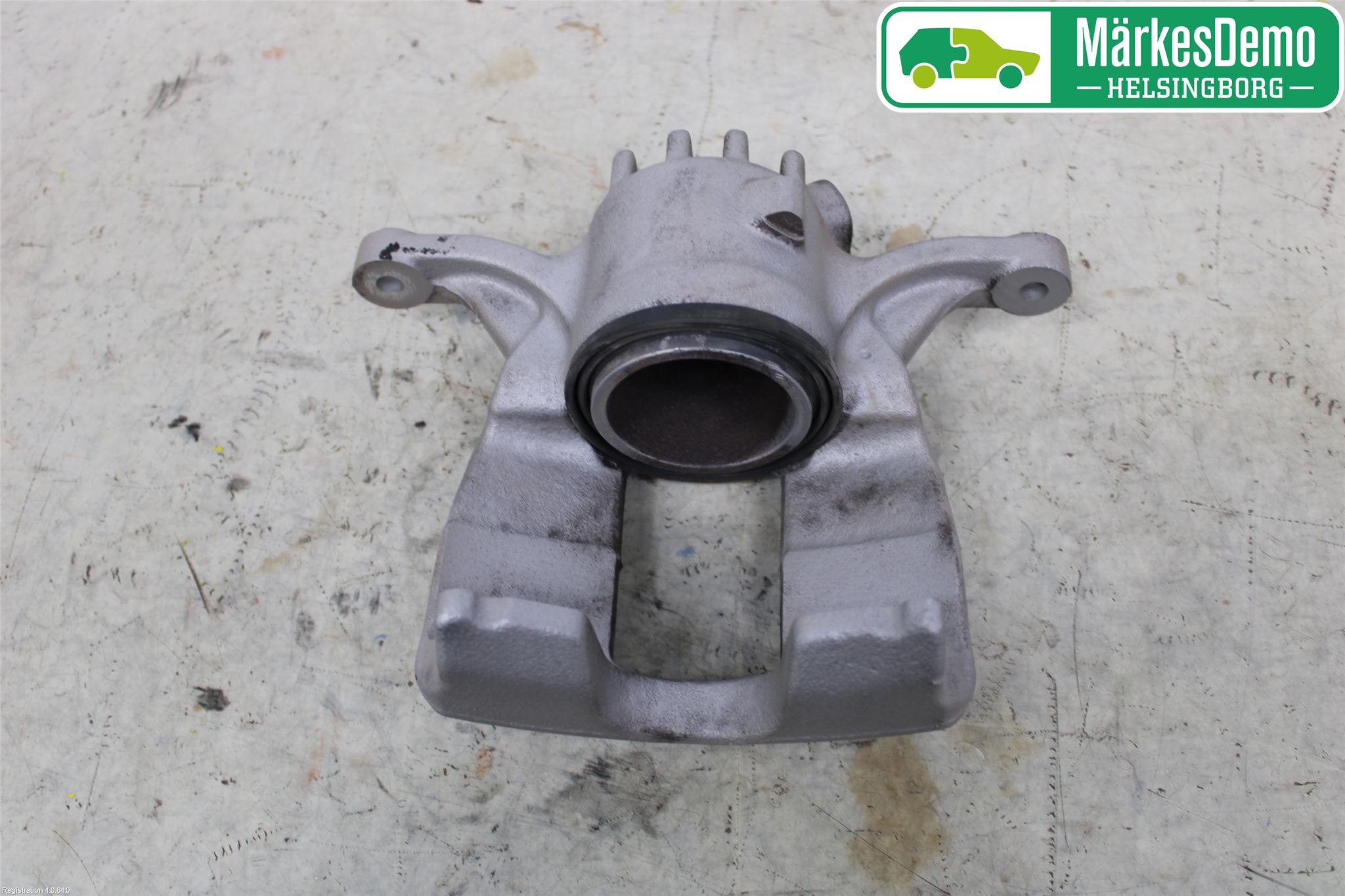 Renault TRAFIC/E-TECH 15- Bromsok Fram Höger