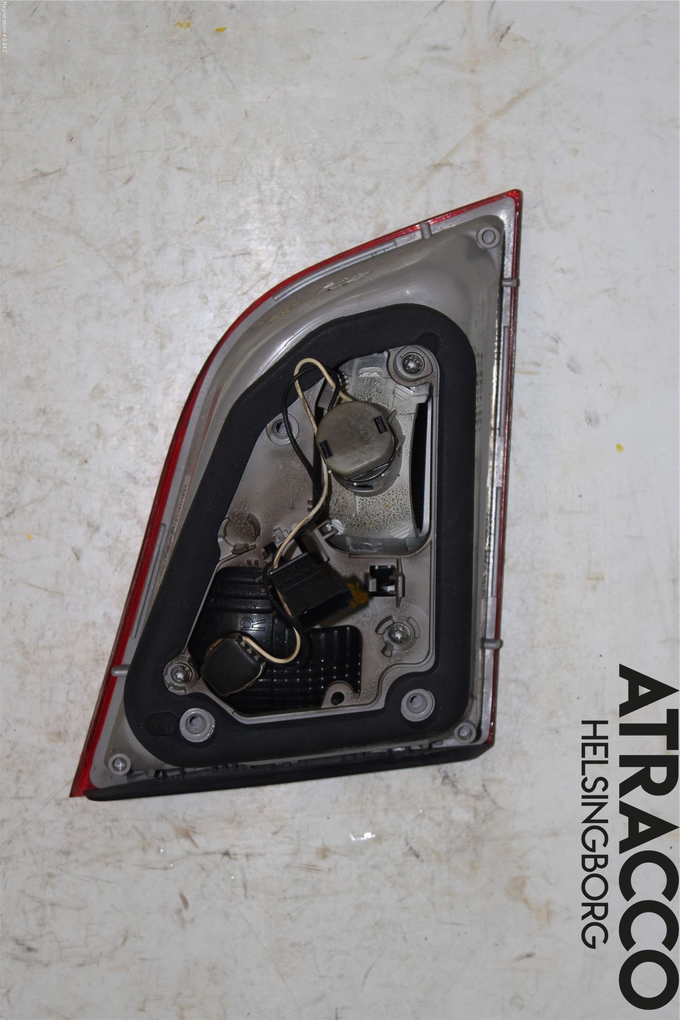 Opel ASTRA J 10-15 Bakljus Lucka Hö