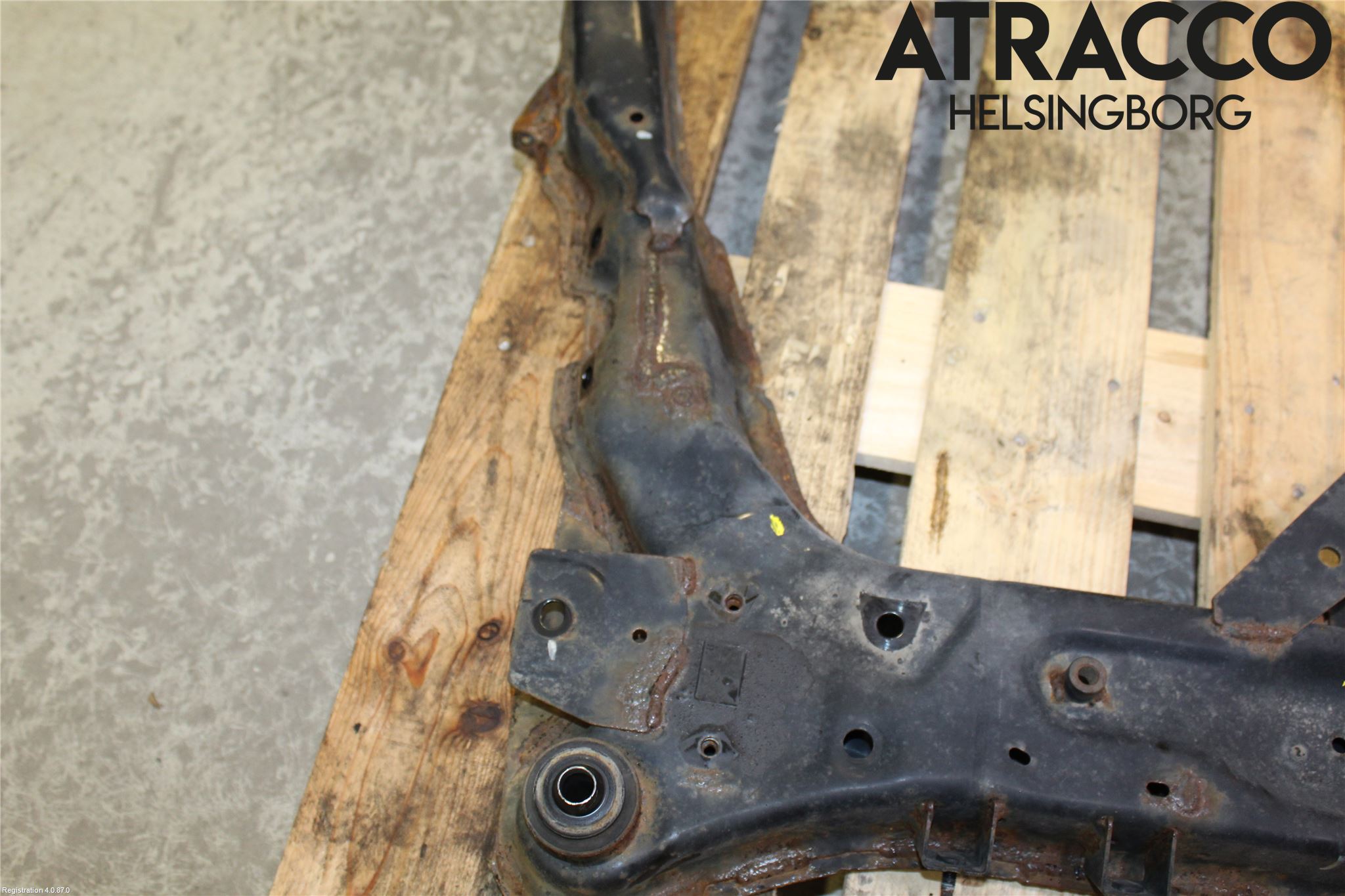 Nissan X-TRAIL 14-21 Framvagnsbalk