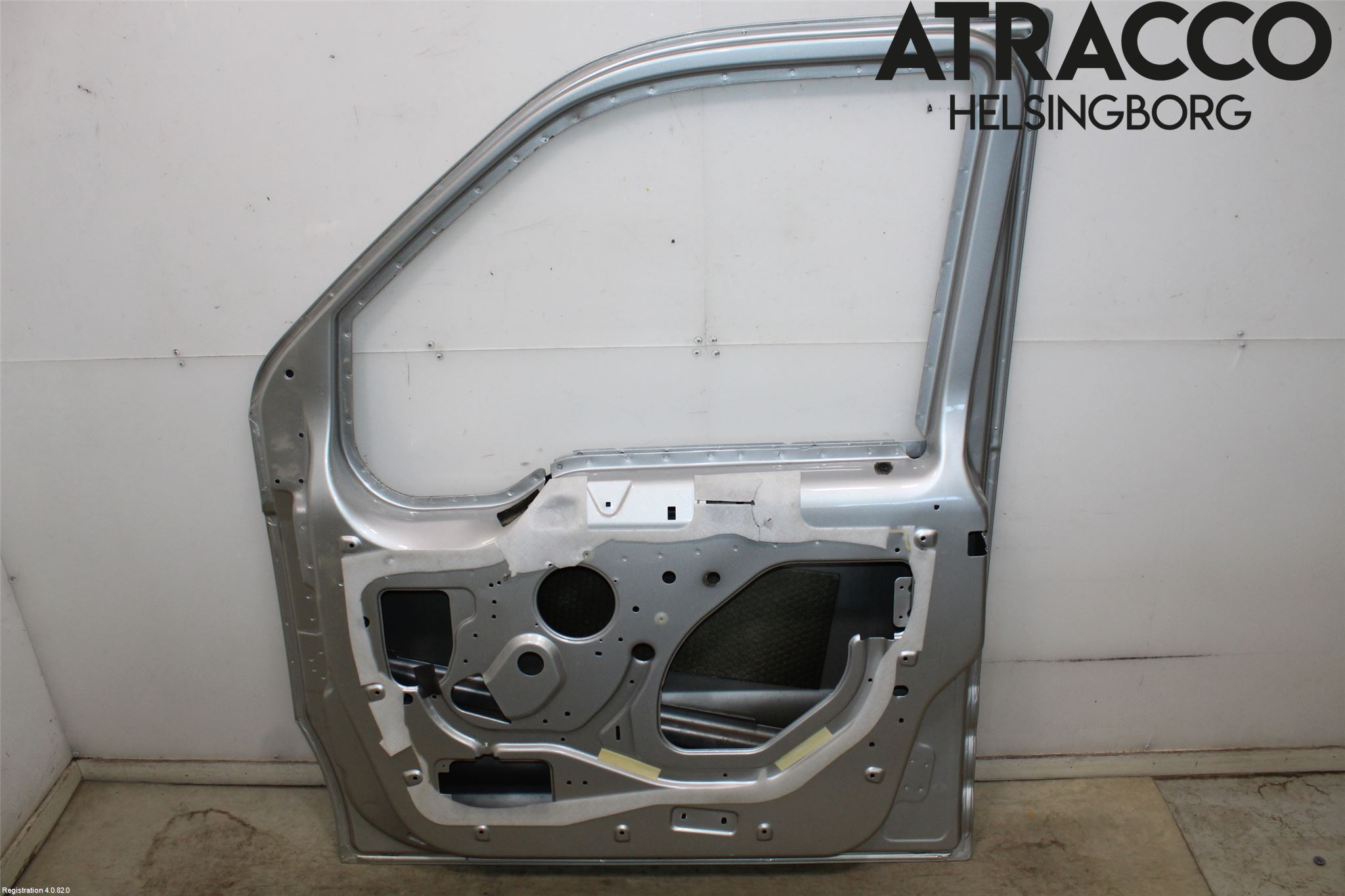 Ford TRANSIT CONNECT 09-13 Dörr Fram Höger