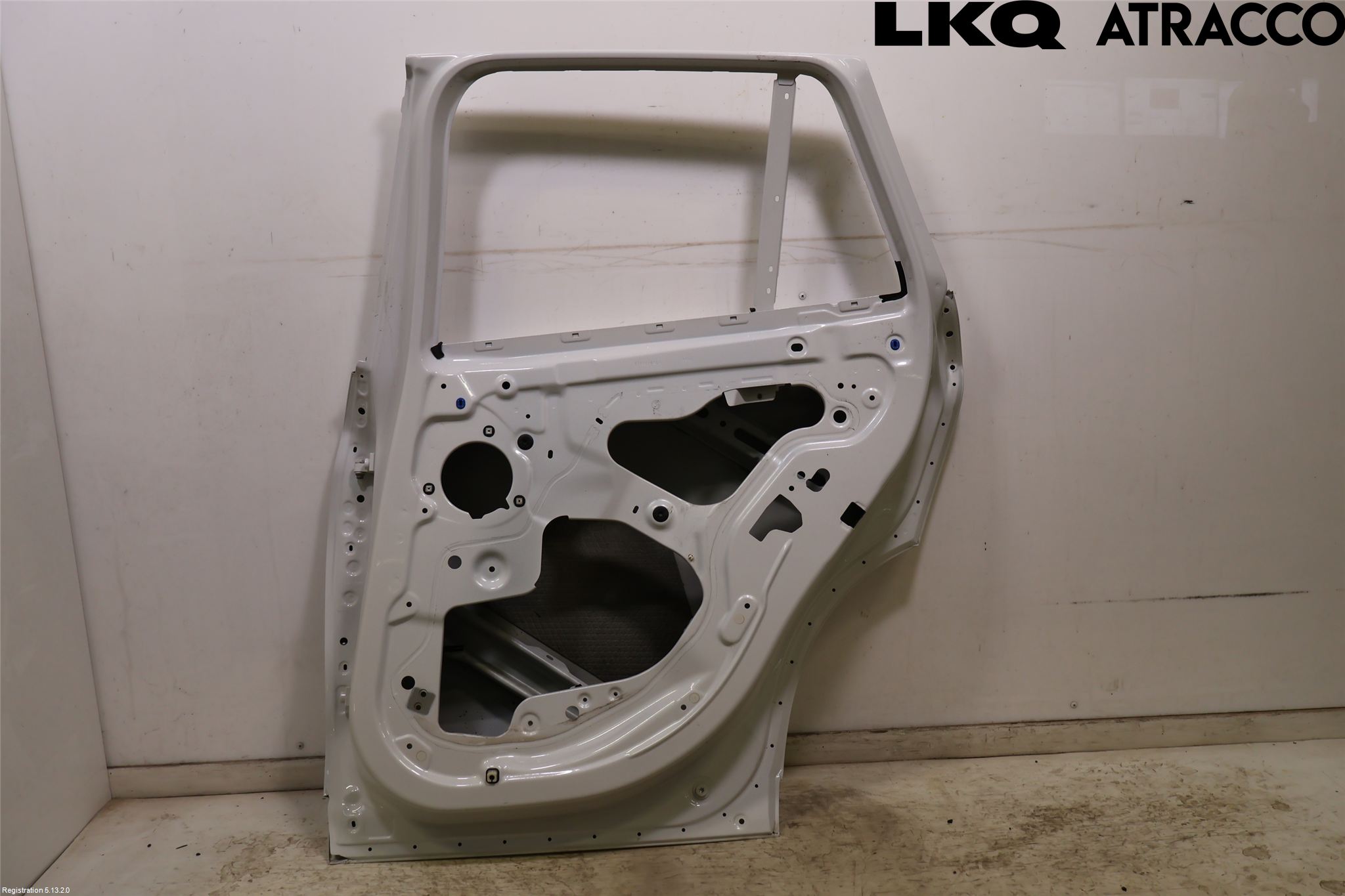 BMW X1 F48 15-22 Dörr Bak Höger
