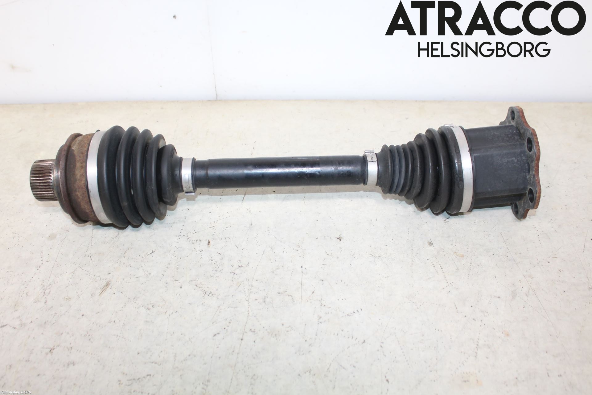 Audi A6 F2/C8 19- Drivaxel Fram Höger
