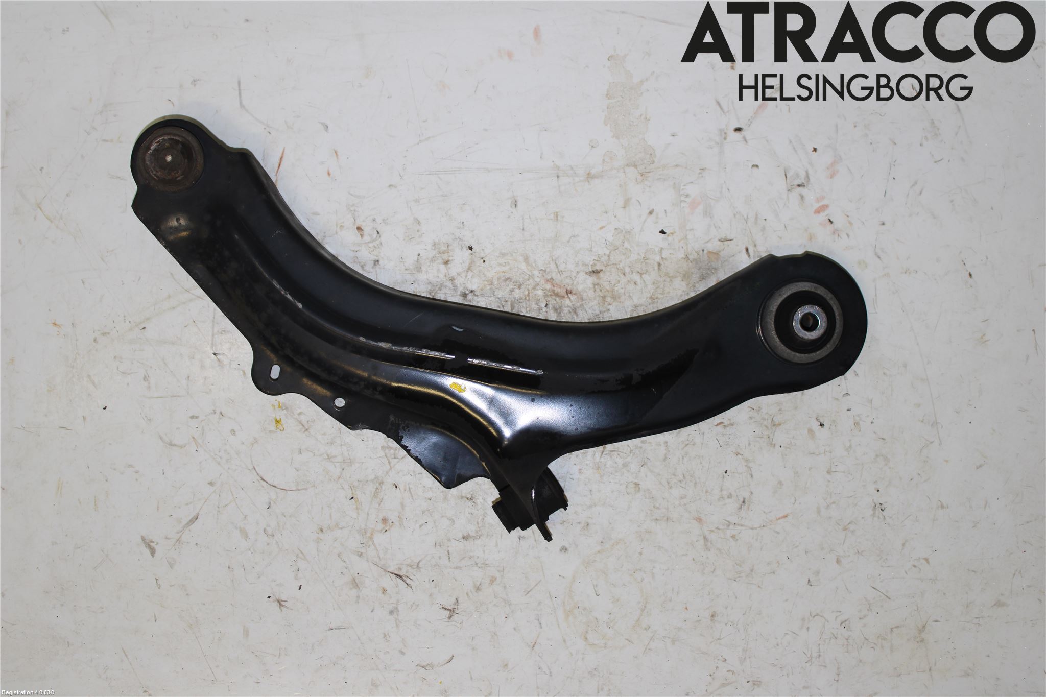 Renault CAPTUR 13-19 Bärarm Fram Undre Hö
