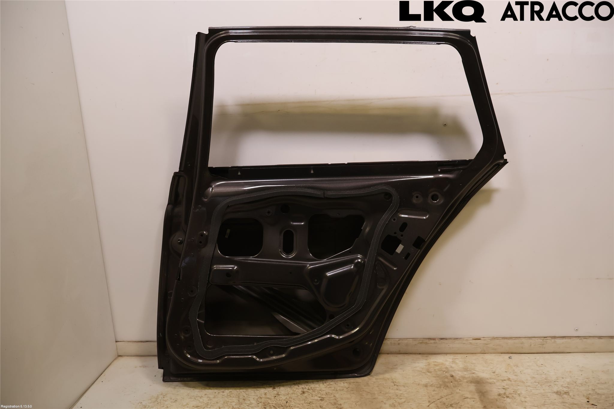 BMW 5 F10/F11/F18 09-17 Dörr Bak Höger