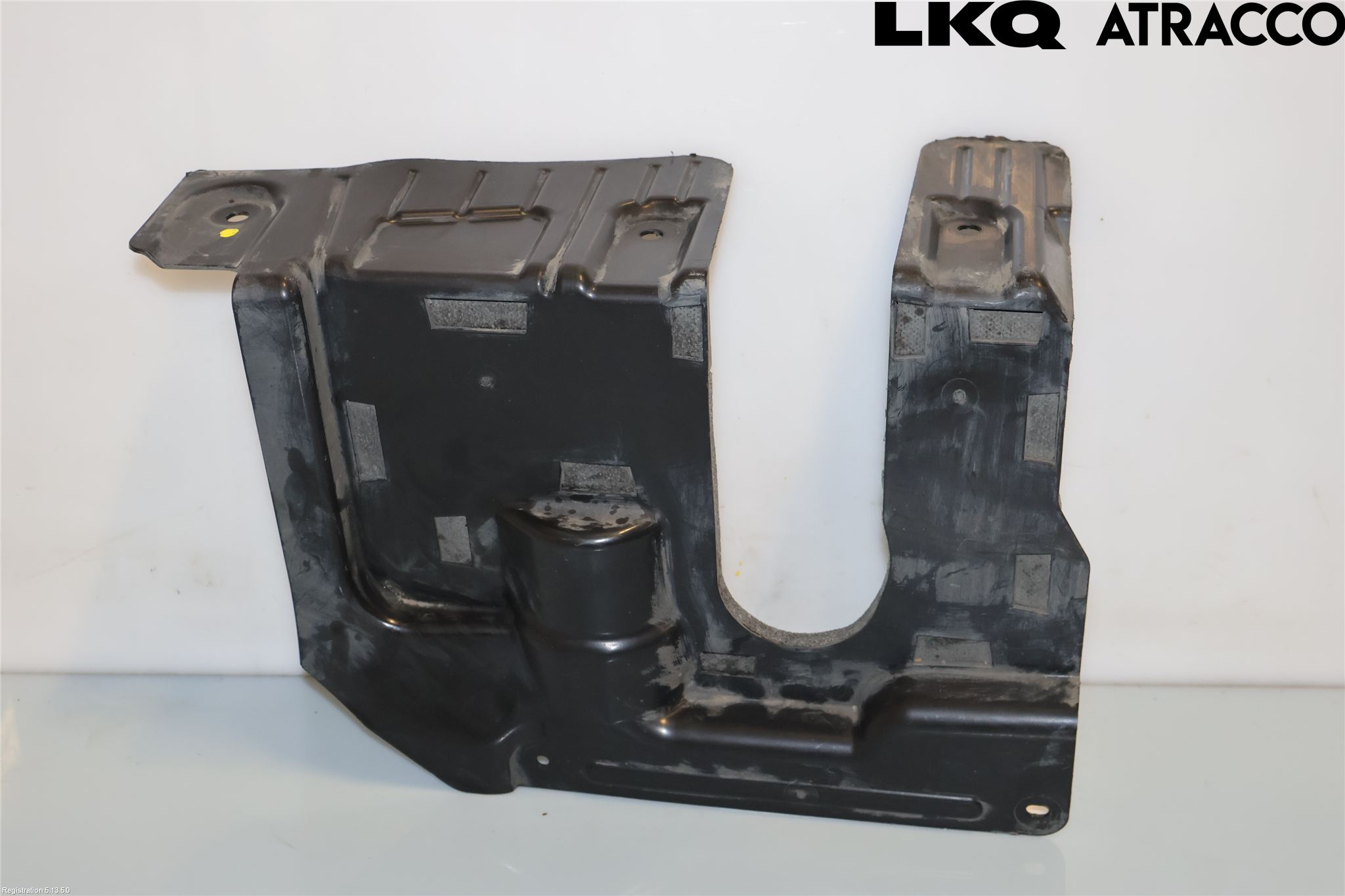 BMW X7 G07 19- Hasplåt Plåt-Plast