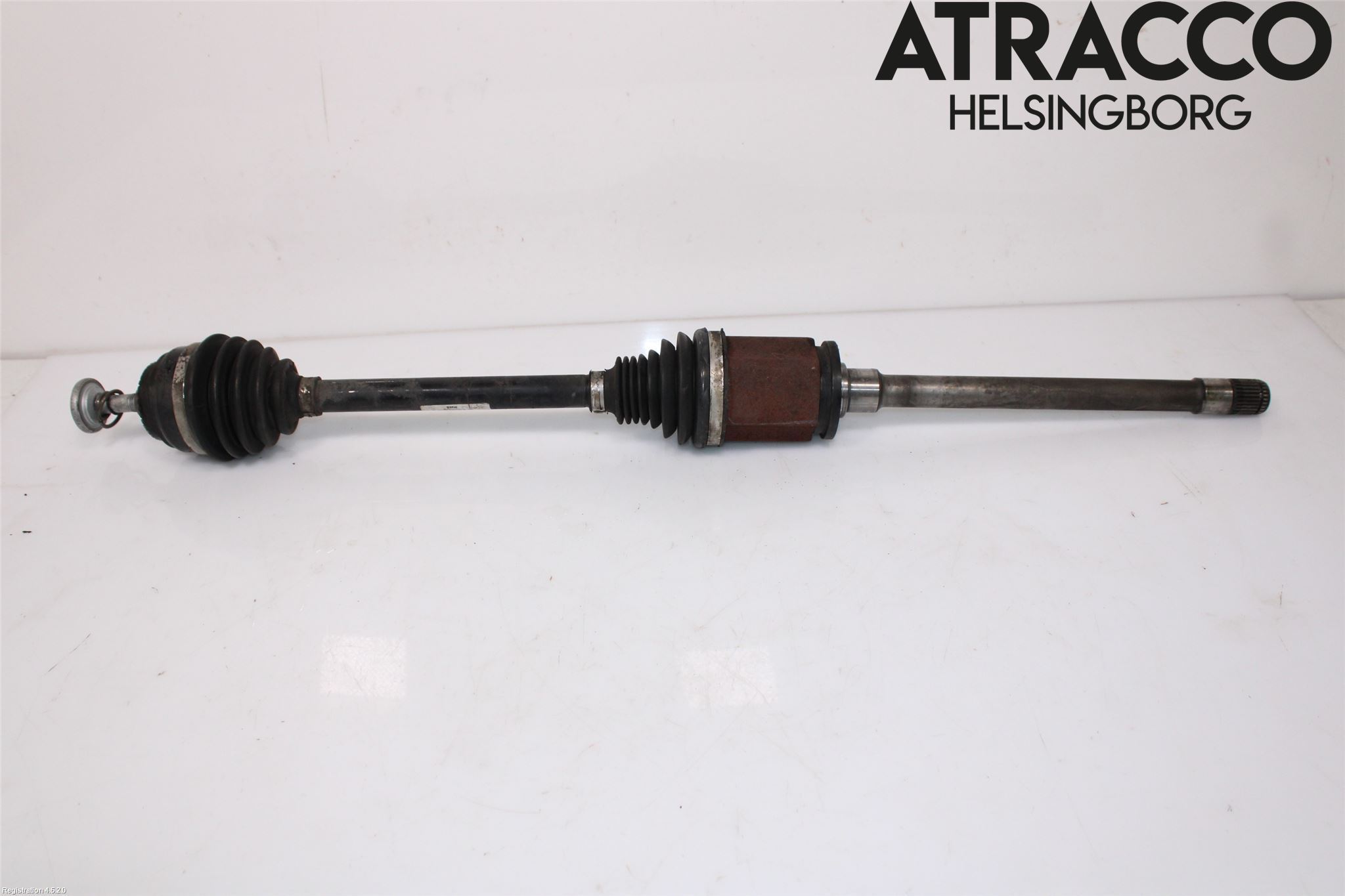 BMW X4 F26 14-18 Drivaxel Fram Höger