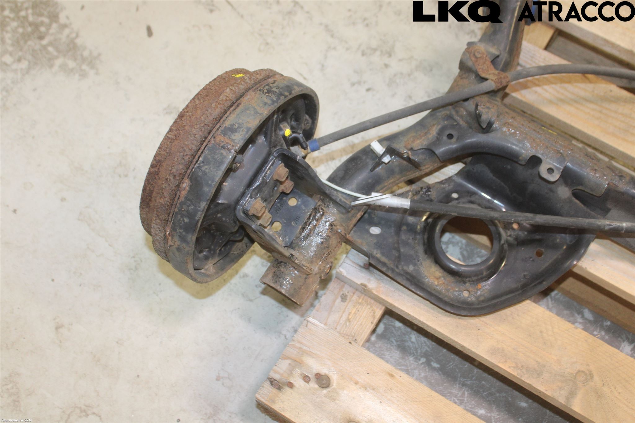 Nissan NOTE E12 14-20 Bakaxel