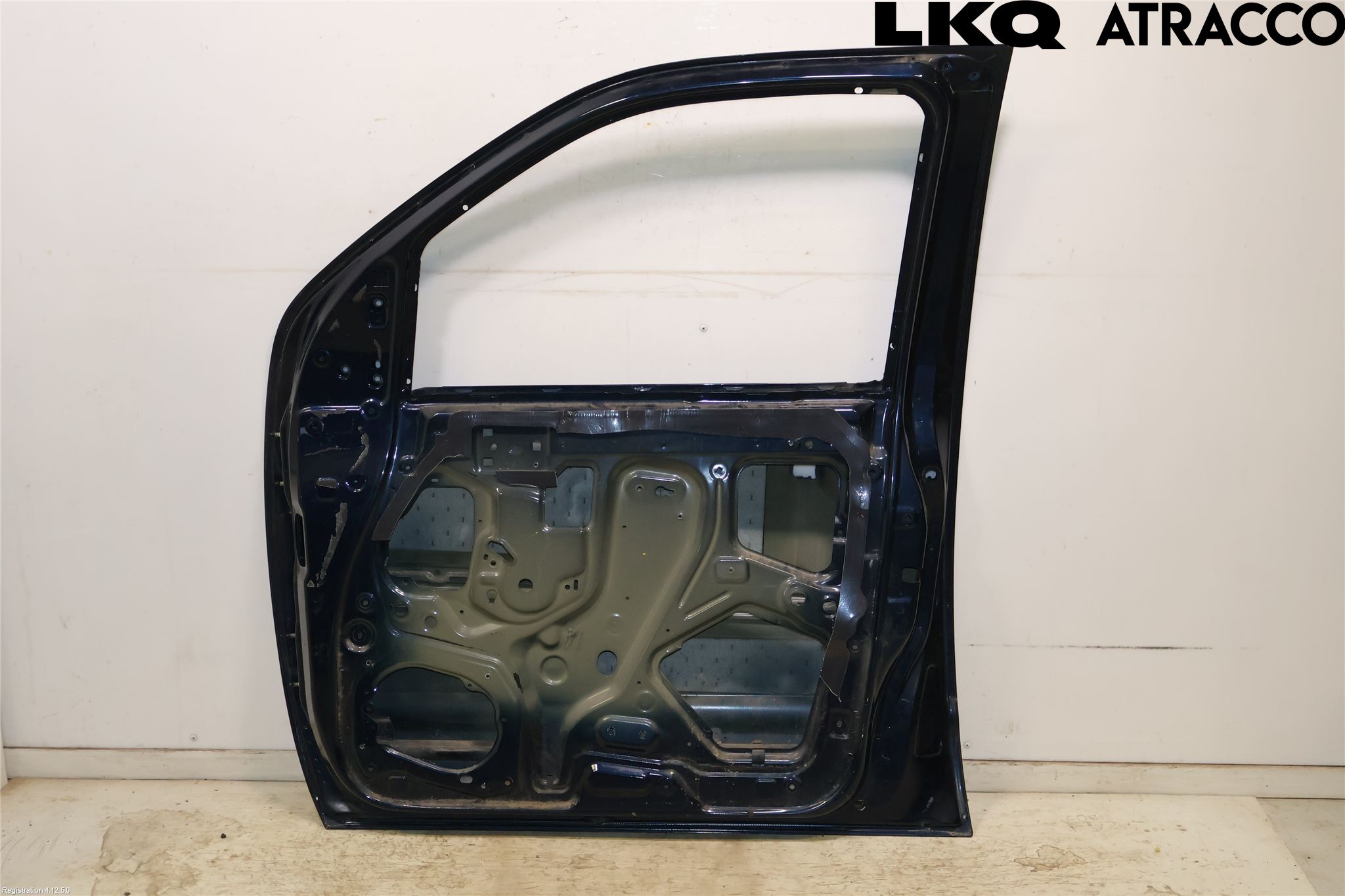 Nissan NAVARA 05-16 Dörr Fram Höger