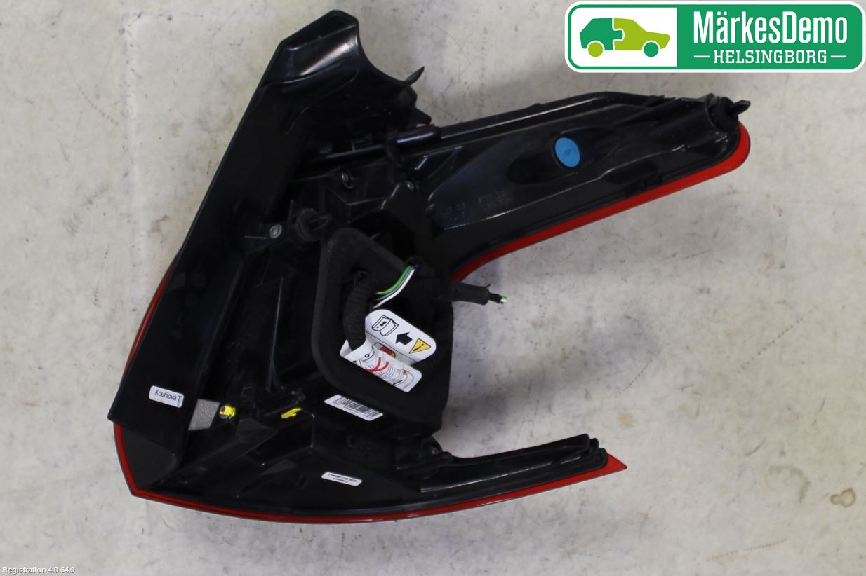 Peugeot 2008 13-20 Bakljus Vänster