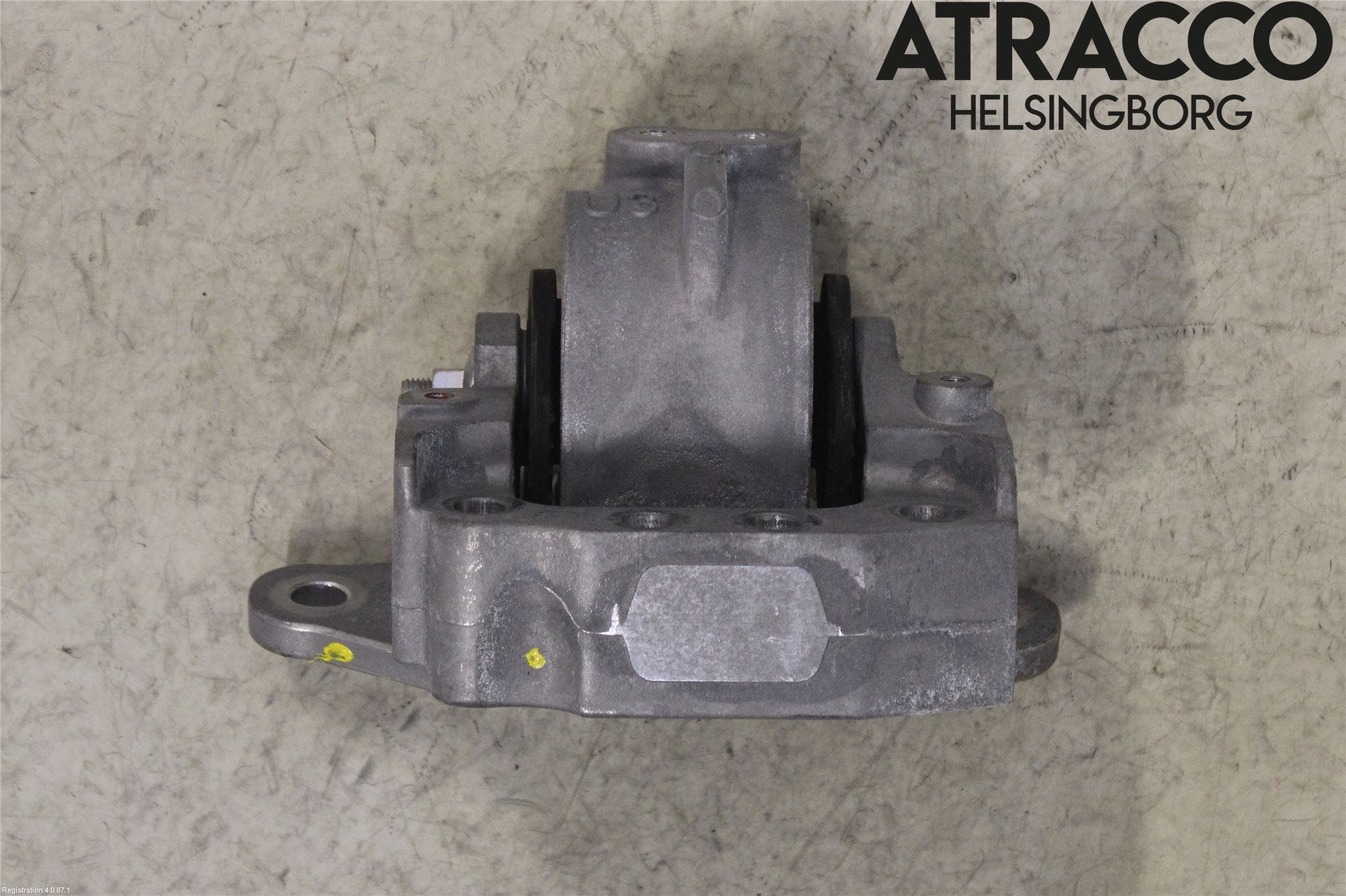 Toyota RAV4 19- Växellådsfäste