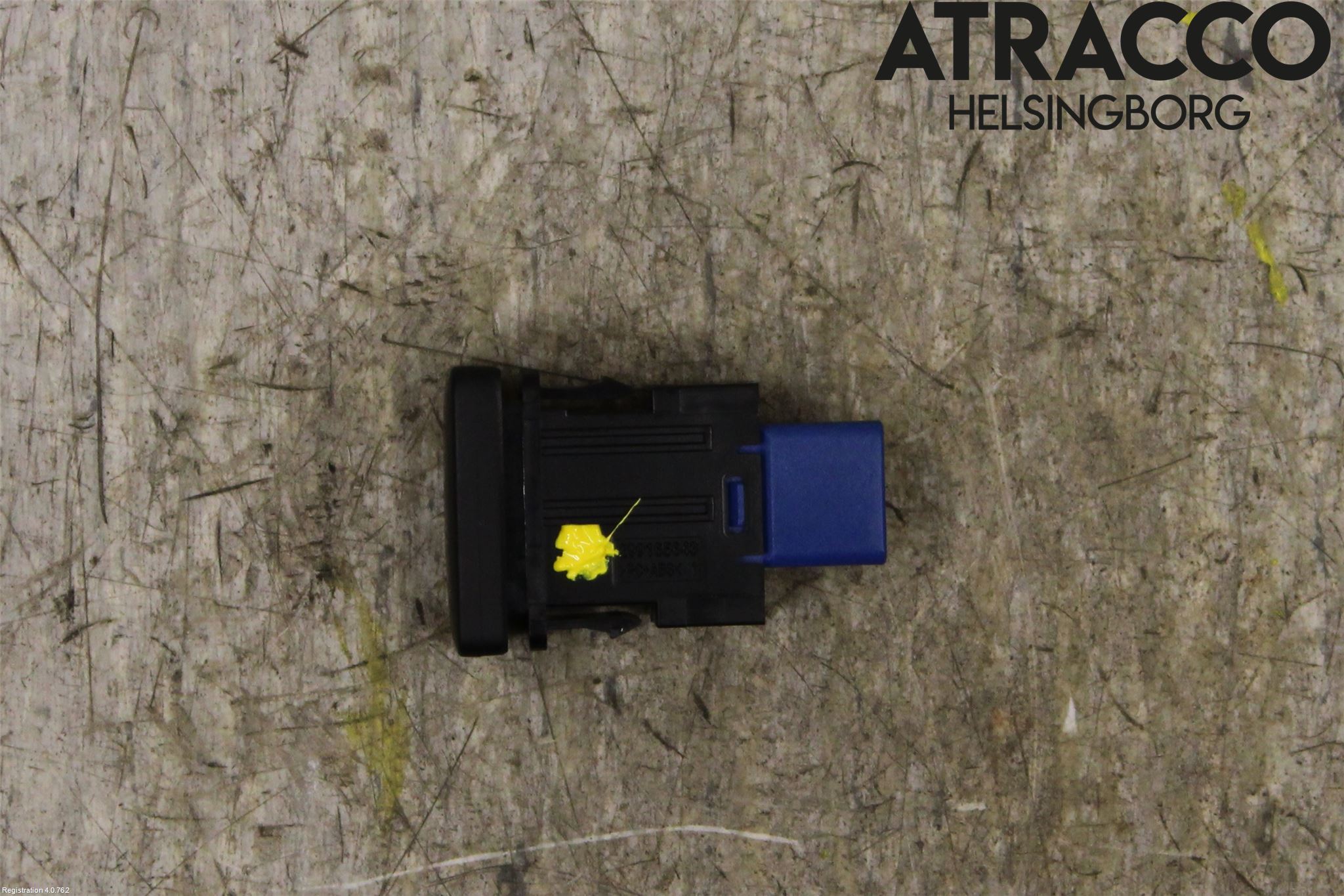 Mitsubishi ECLIPS CROSS Strömställare Antisladd