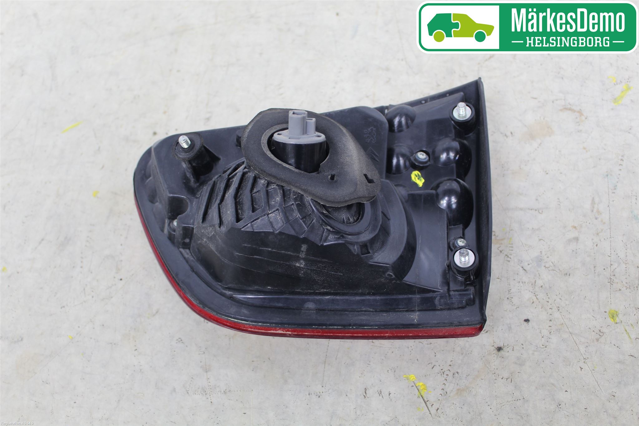 Citroen C-CROSSER Bakljus Lucka Vä