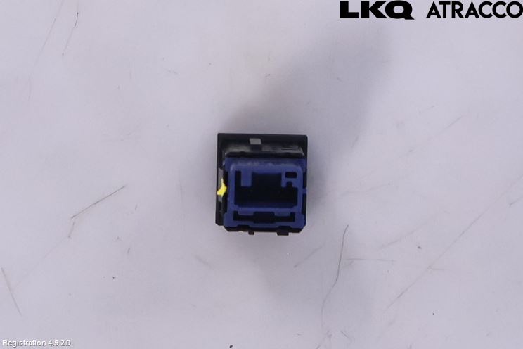 Toyota RAV4 19- Strömställare Övrigt