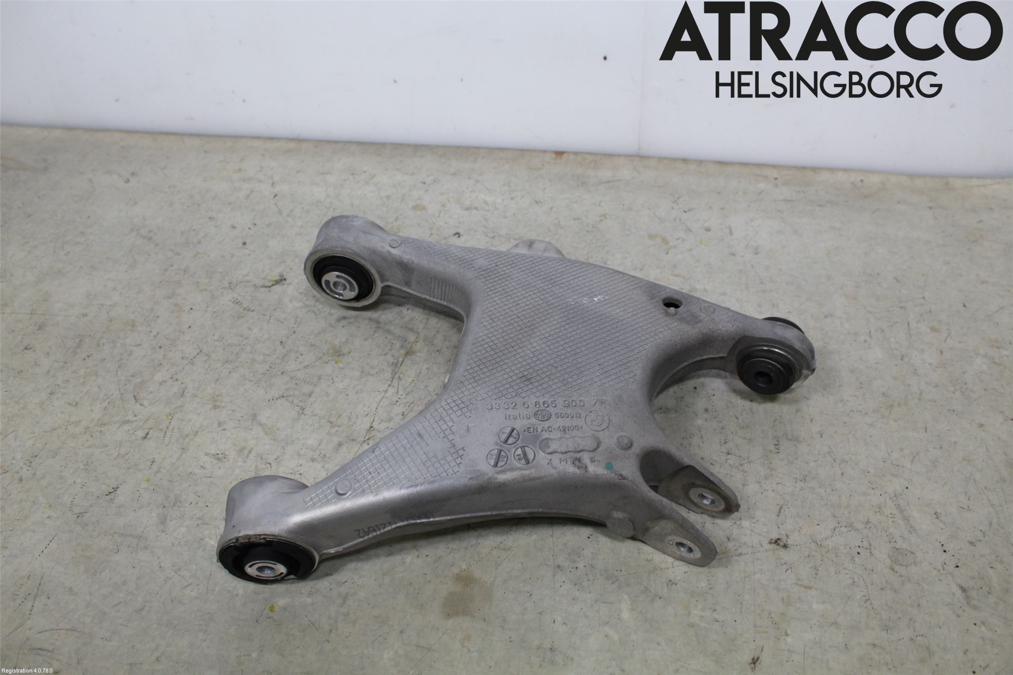 BMW 5 F10/F11/F18 09-17 Bärarm Bak Höger