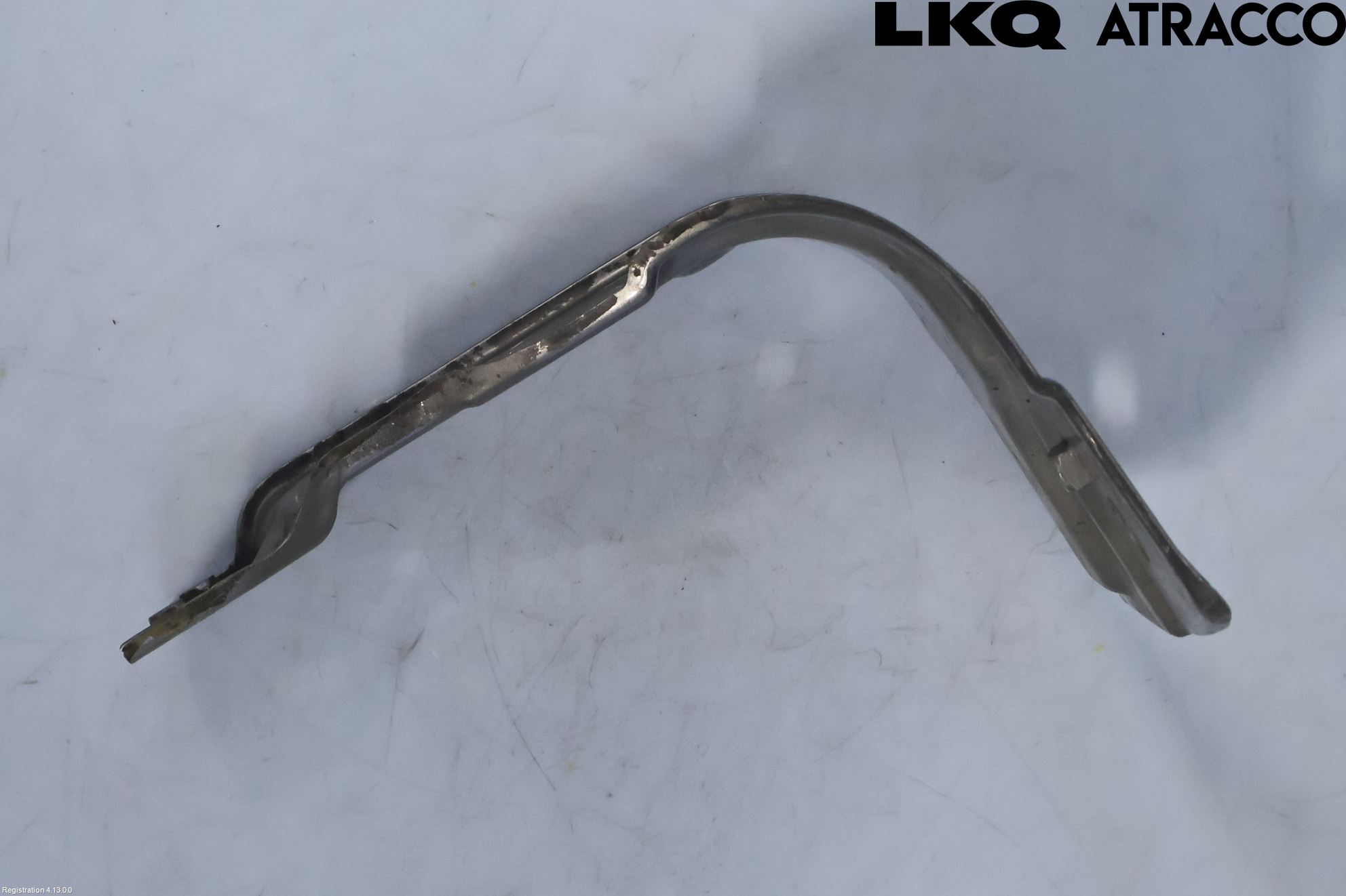 Volkswagen VW PASSAT 11-14 Skärmfäste Fram Vä
