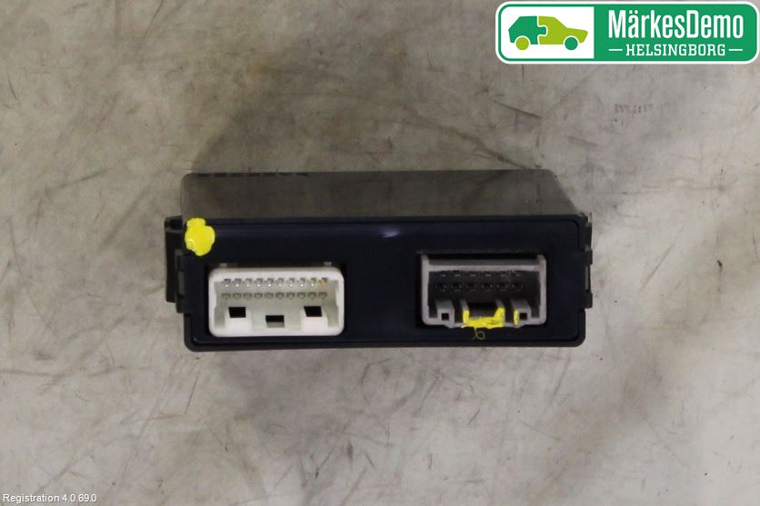 Toyota C-HR 16-23 Styrenhet Parkbroms Epb