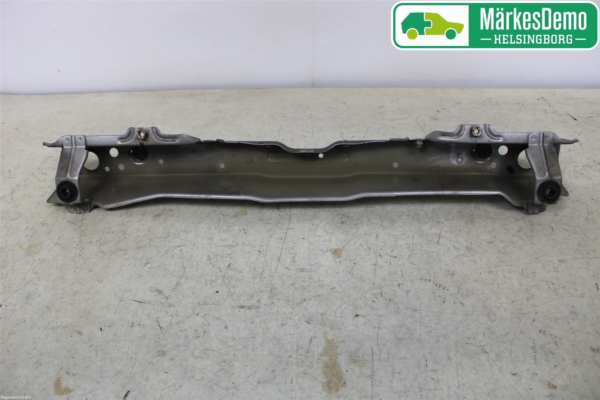 Toyota COROLLA VERSO 08-09 Front Huvlåsplåt-Balk