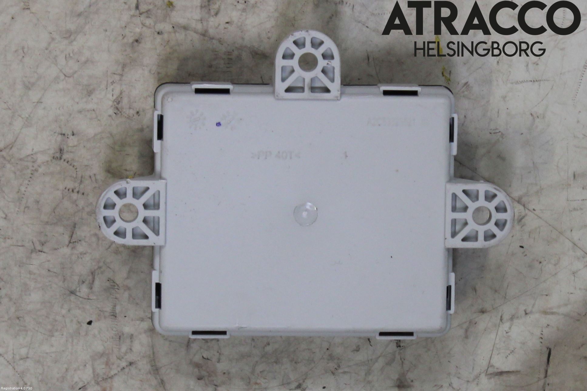 Volvo V60 14-18 Styrenhet Dörr