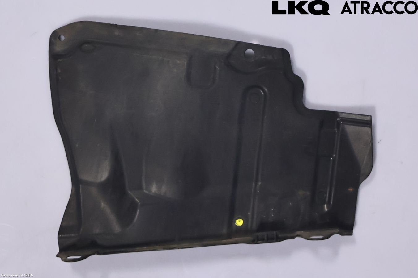 Toyota RAV4 13-18 Hasplåt Plåt-Plast