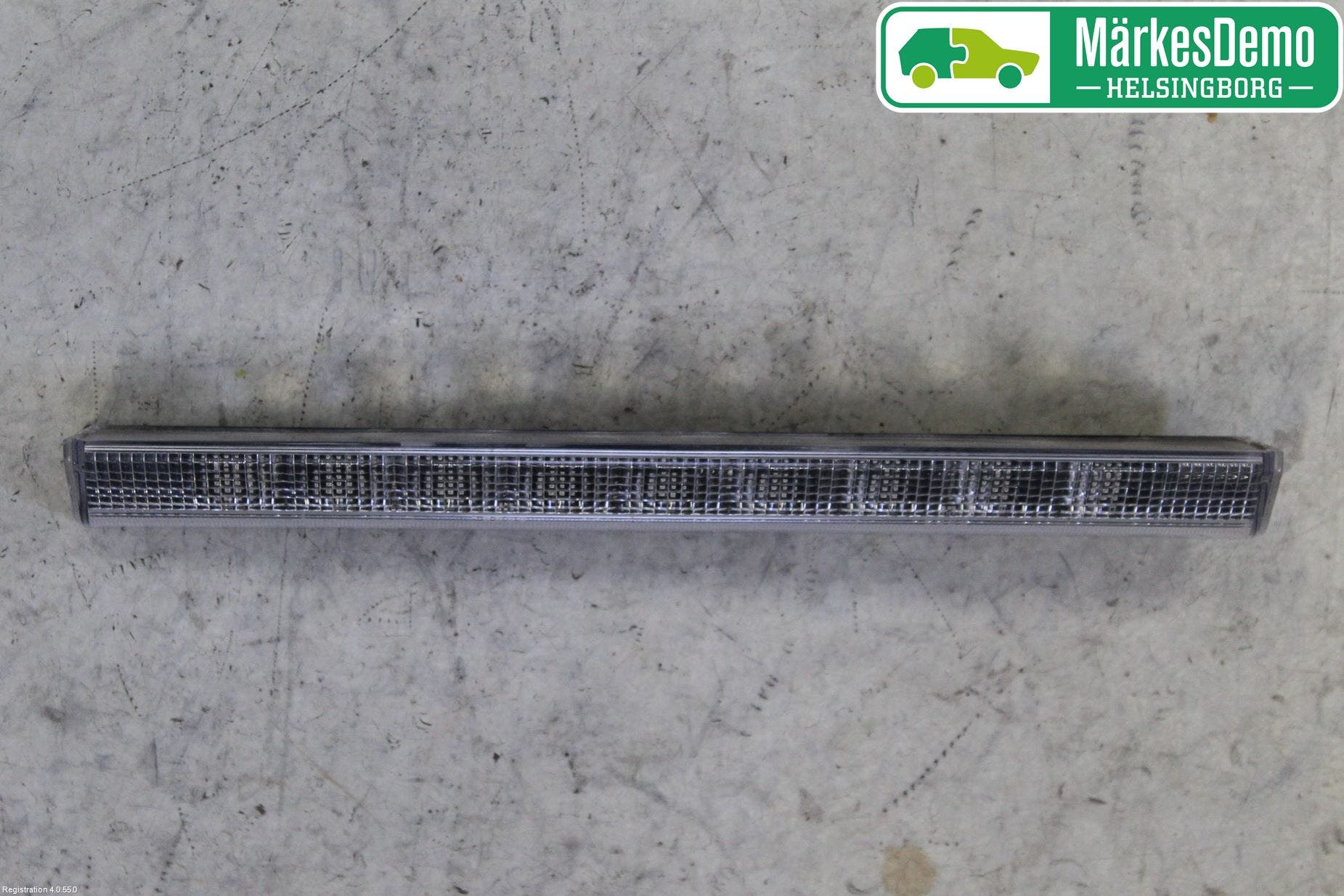 Toyota RAV4 13-18 Bromsljus Bakruta