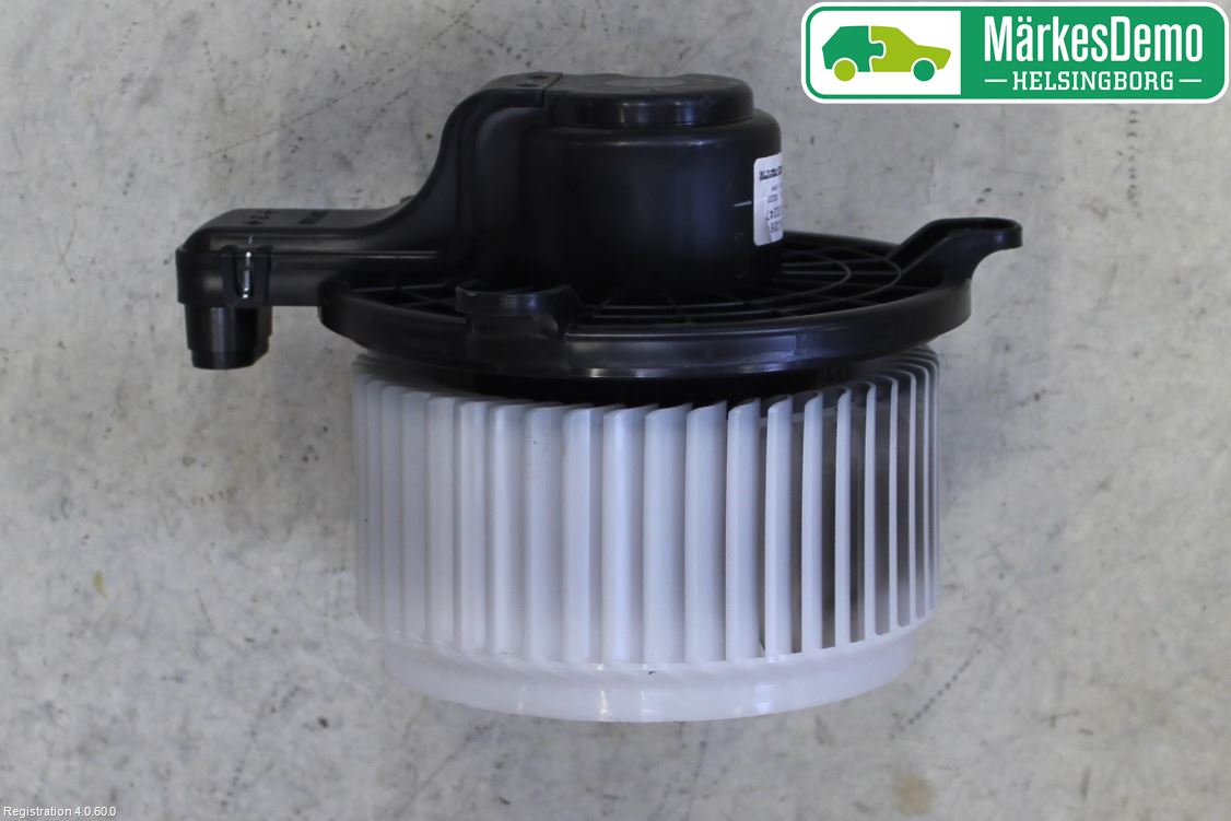 Mitsubishi ECLIPS CROSS Värmefläkt