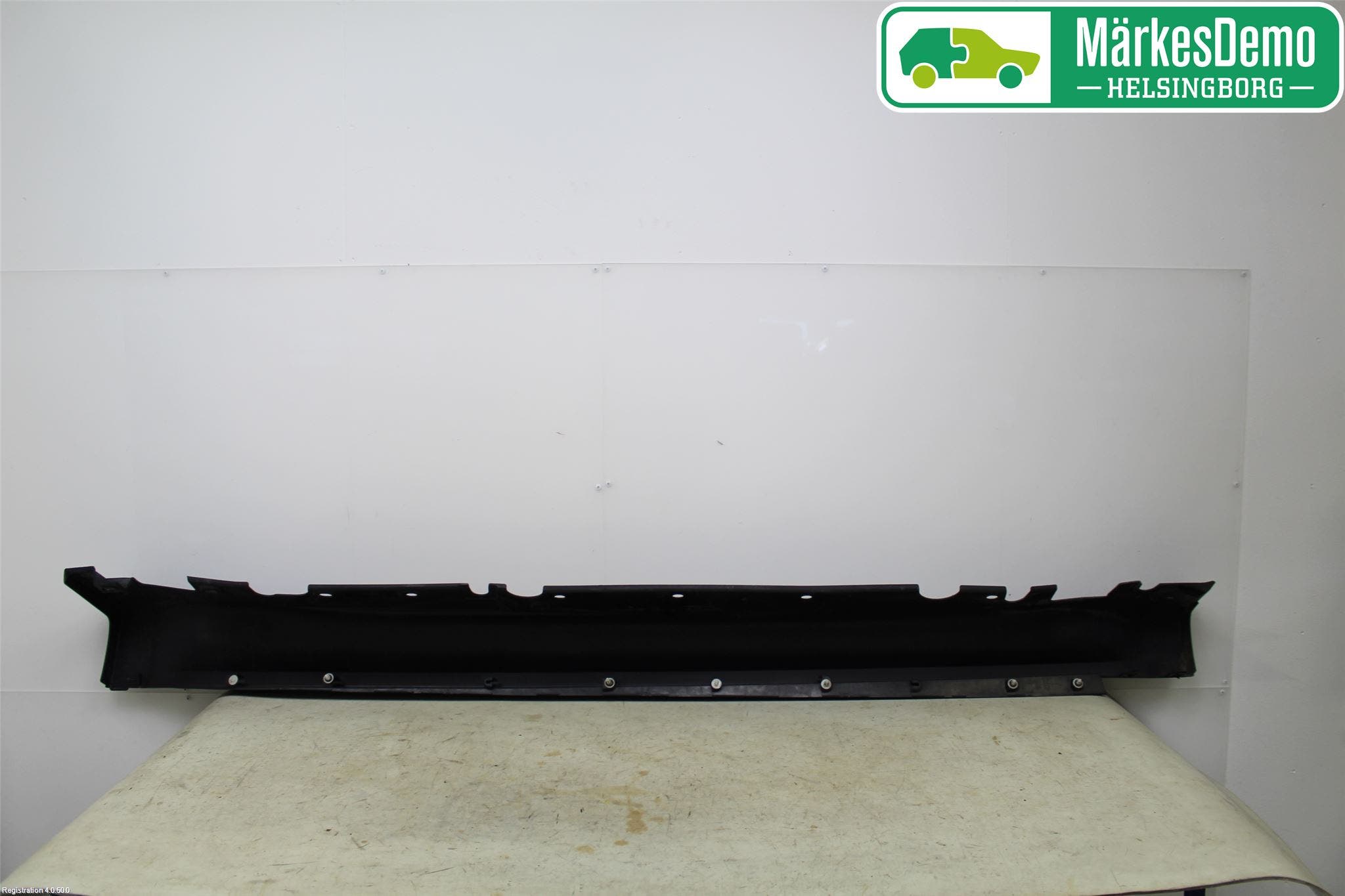 BMW X6 E71/E72   08-14 Sidokjol Hö