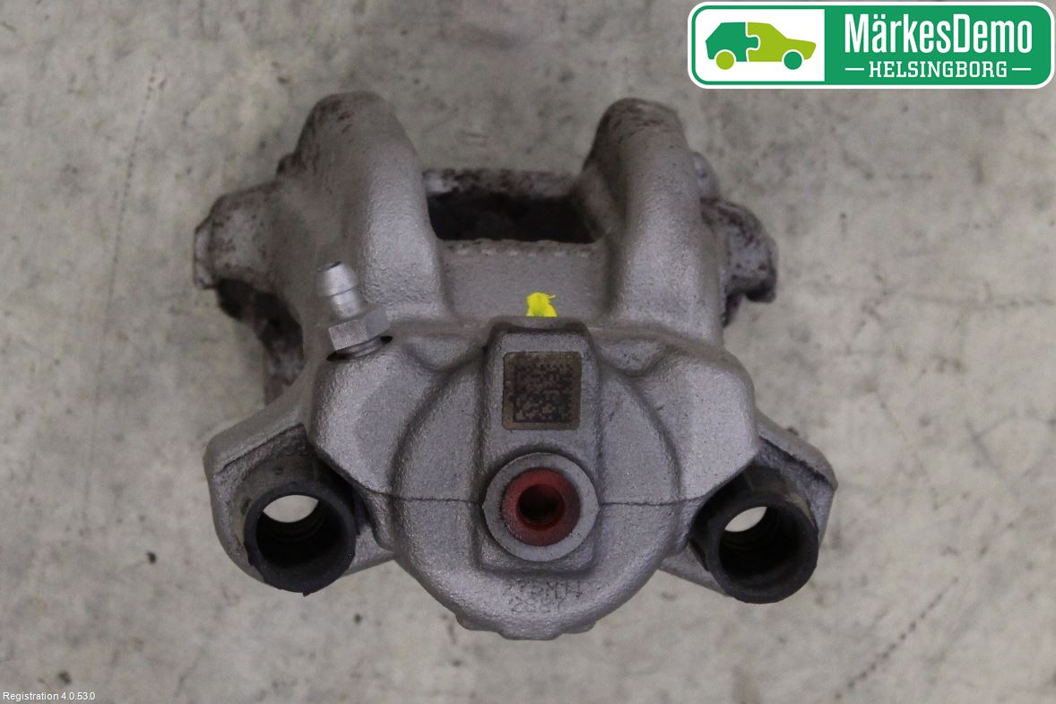 BMW 3 F30/F31/F80 12-19 Bromsok Bak Vänster