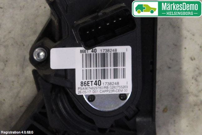 Toyota PROACE II 16- Gaspedal