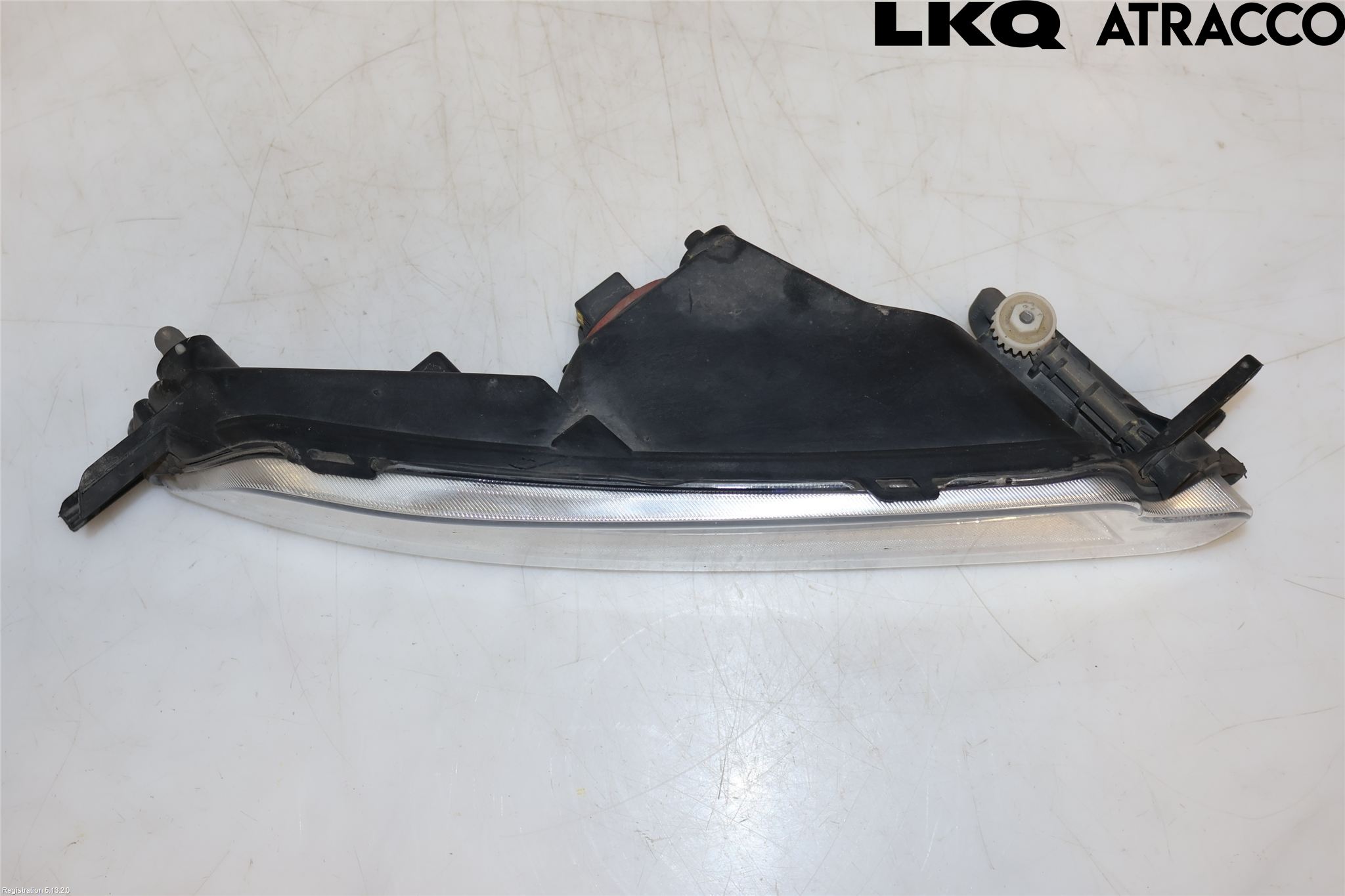 Volkswagen VW PASSAT 15-19 Dimljus-Varselljus Fram