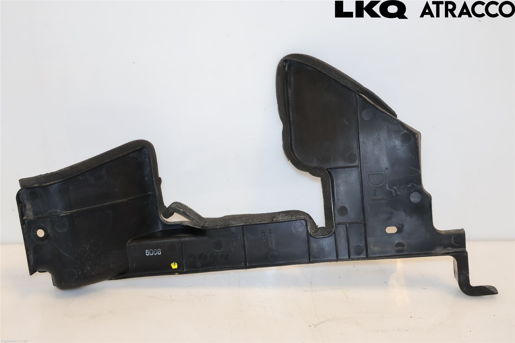 Nissan X-TRAIL 14-21 Deflektor Plåt-Plast Kylning