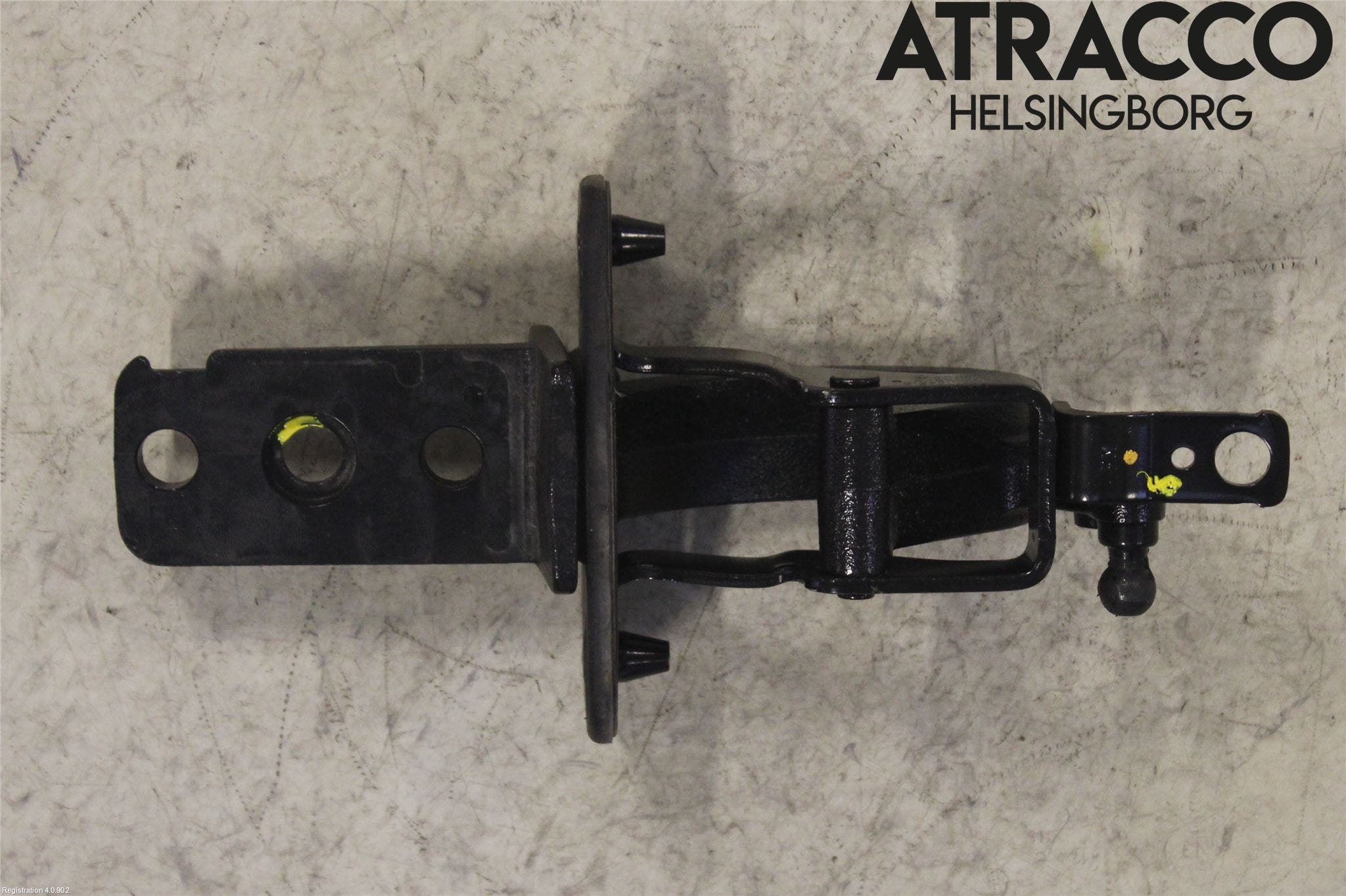 Volvo XC70 14-16 Bakluckegångjärn Hö