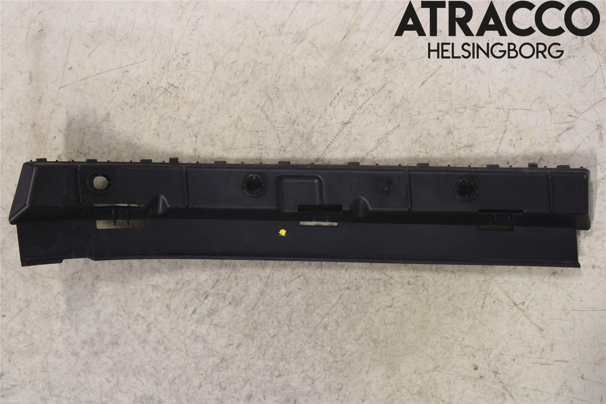 Jaguar XJ X351        10- Stötfångarfäste Bak Vä