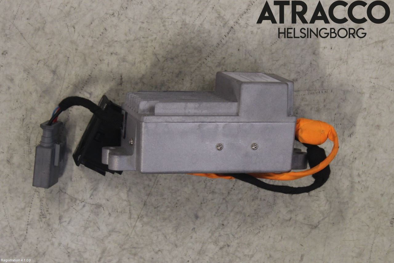 Peugeot 308 14-21 Inverter 12 -> 220 V