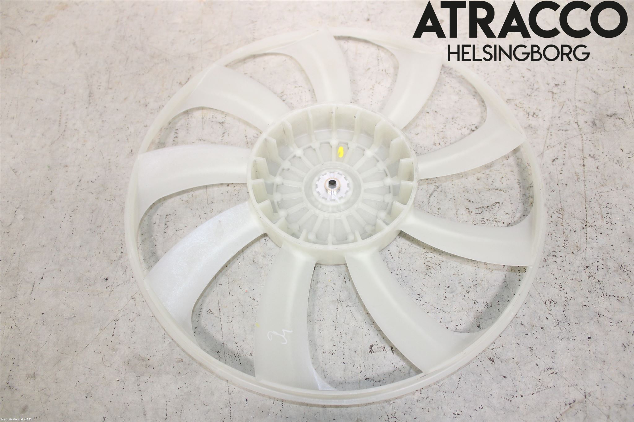 Toyota C-HR 16-23 Kylfläkt-Vinge