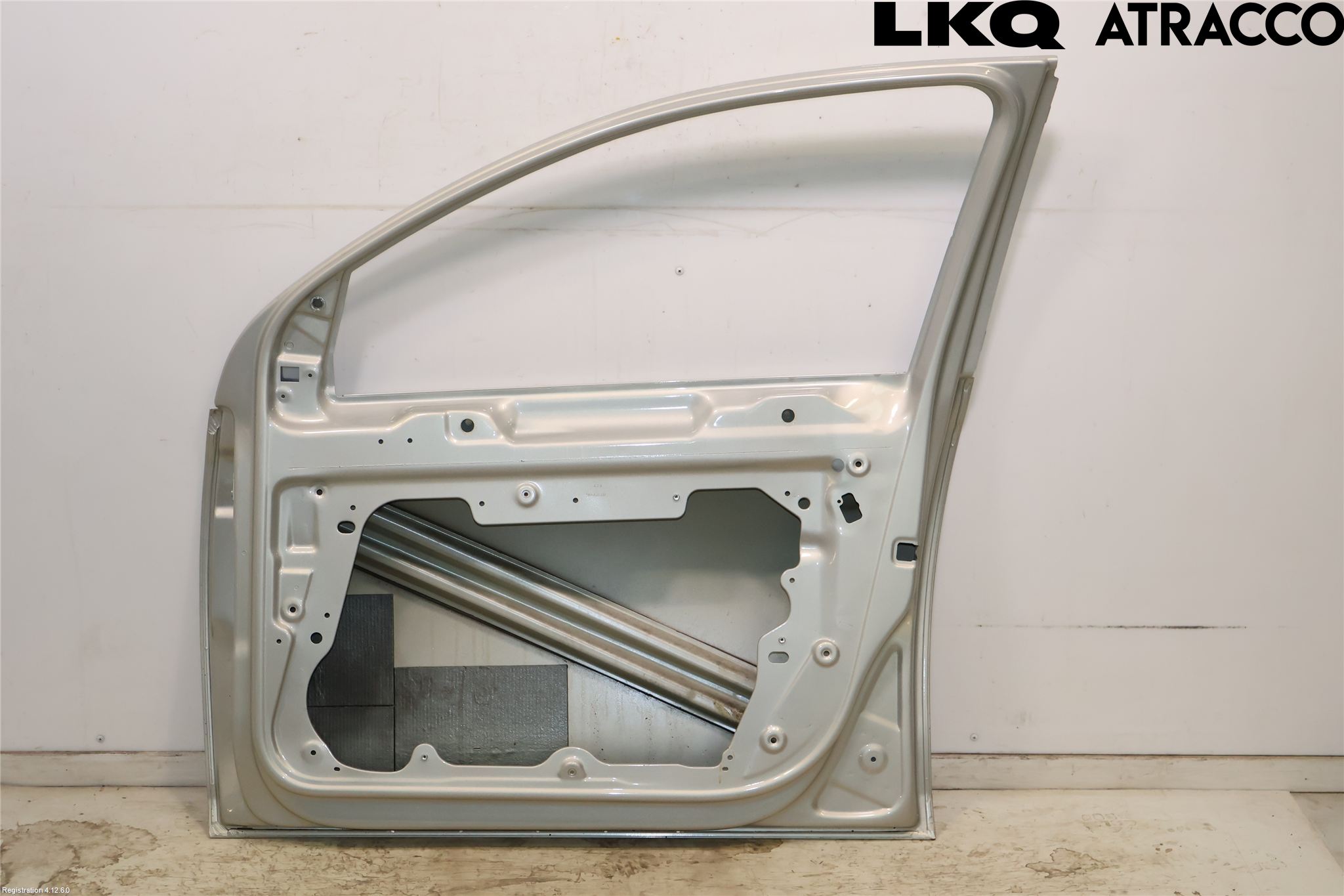 Volkswagen VW GOLF VI 09-13 Dörr Fram Höger