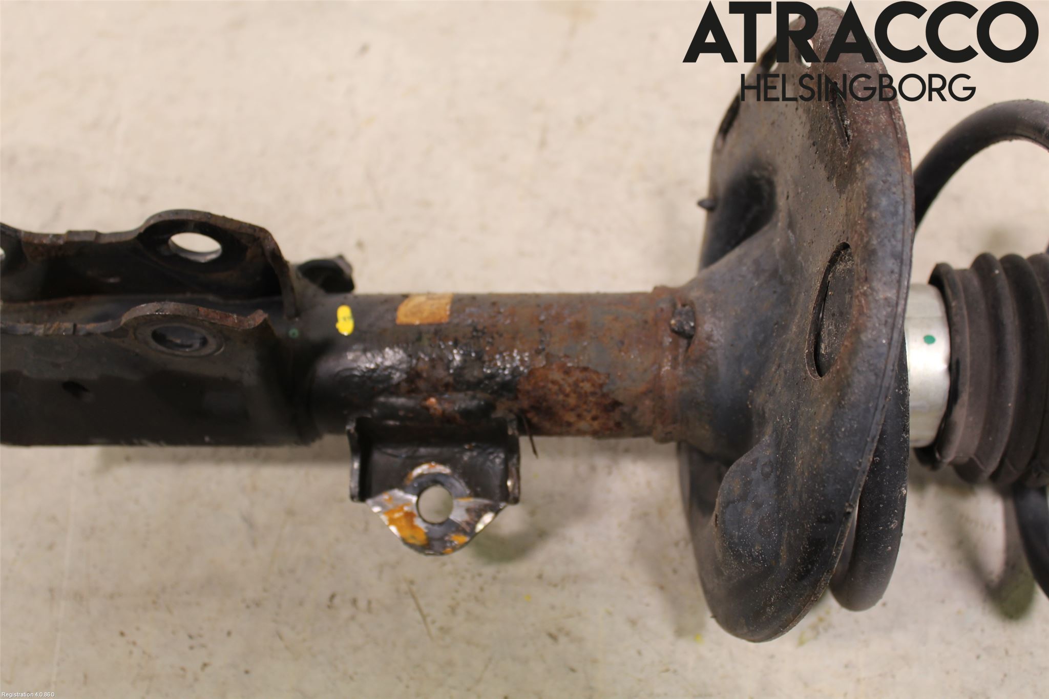 Toyota AVENSIS 16-18 Fjäderben Fram Höger
