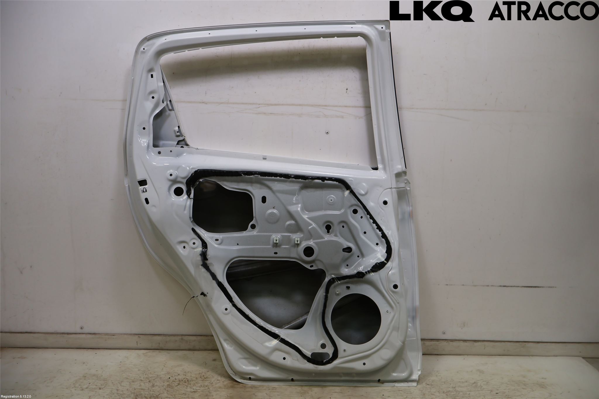 Toyota YARIS XP130 15-20 Dörr Bak Vänster
