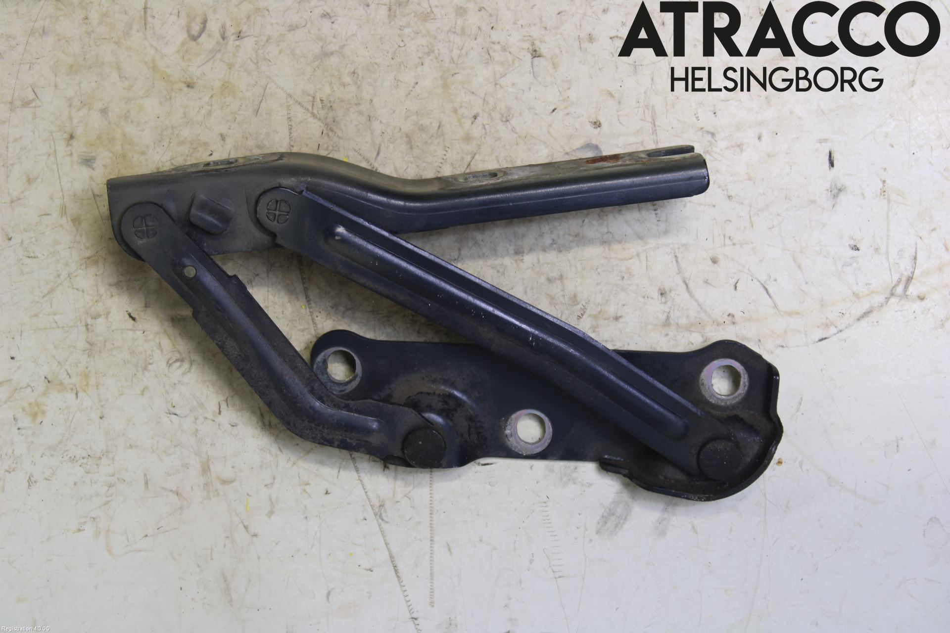 Saab 9-5     06-10 Huvgångjärn