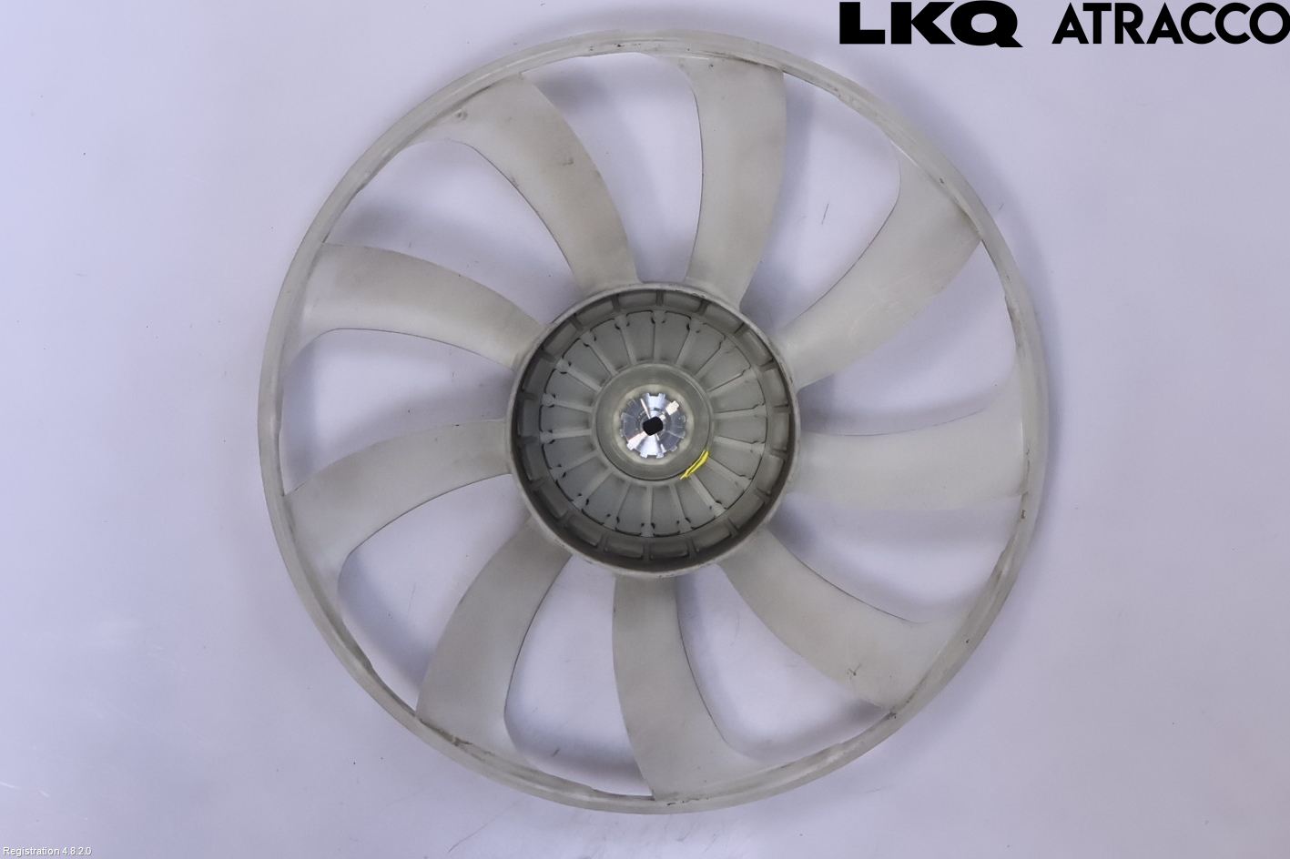Toyota AVENSIS 09-15 Kylfläkt-Vinge