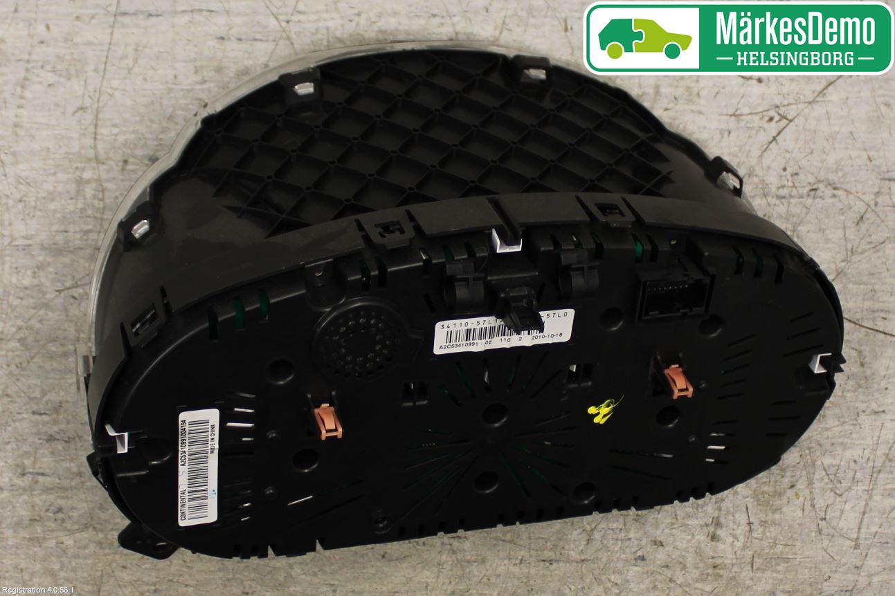 Suzuki KIZASHI Instrument Komb